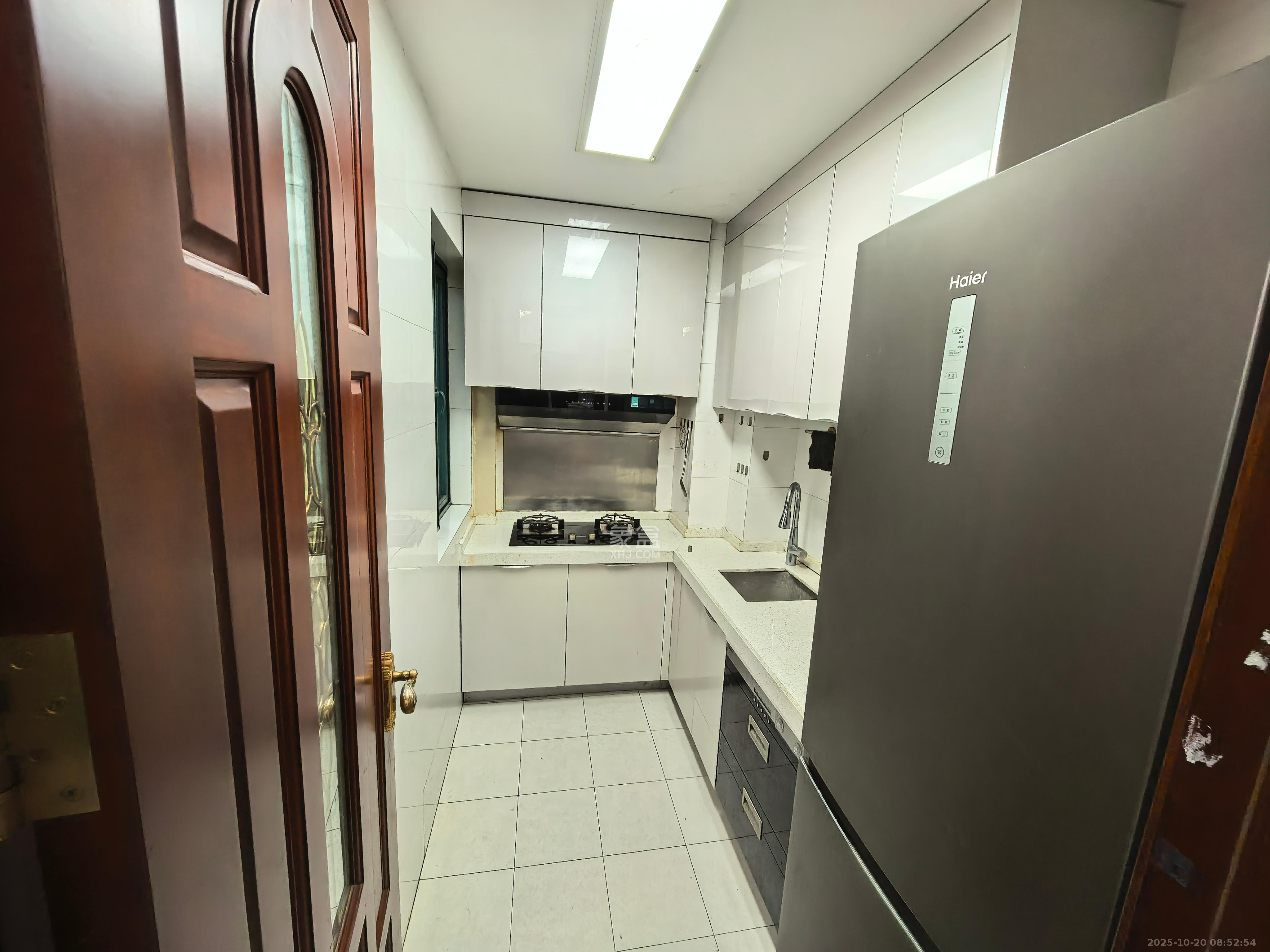 恒大华府  3室2厅1卫    2650.0元/月 恒大华府  3室2厅1卫    2650.0元/月室内图