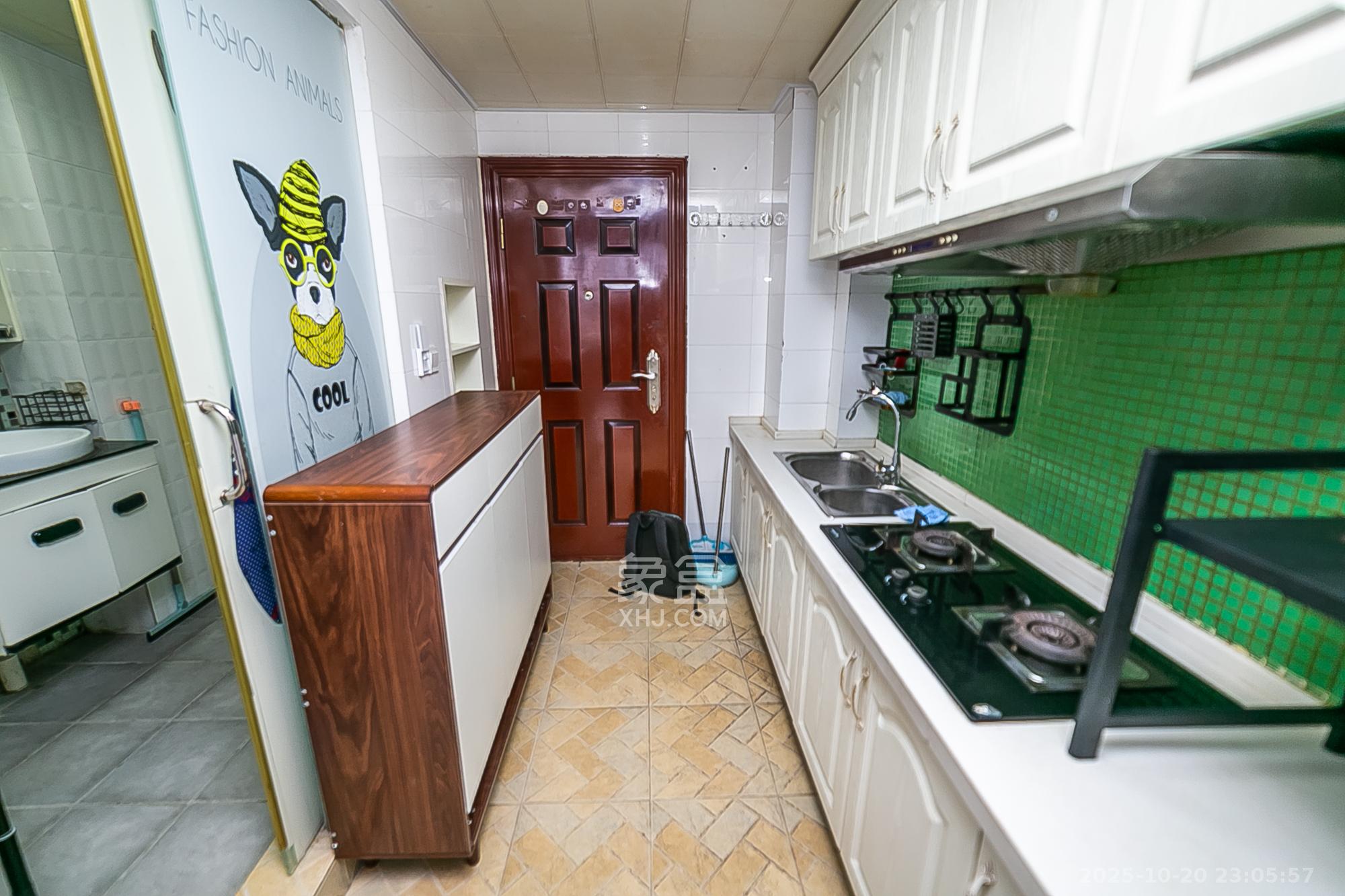 他城(天鸿时代公寓) 2室1厅1卫 36.0万 他城(天鸿时代公寓) 2室1厅1卫 36.0万其他