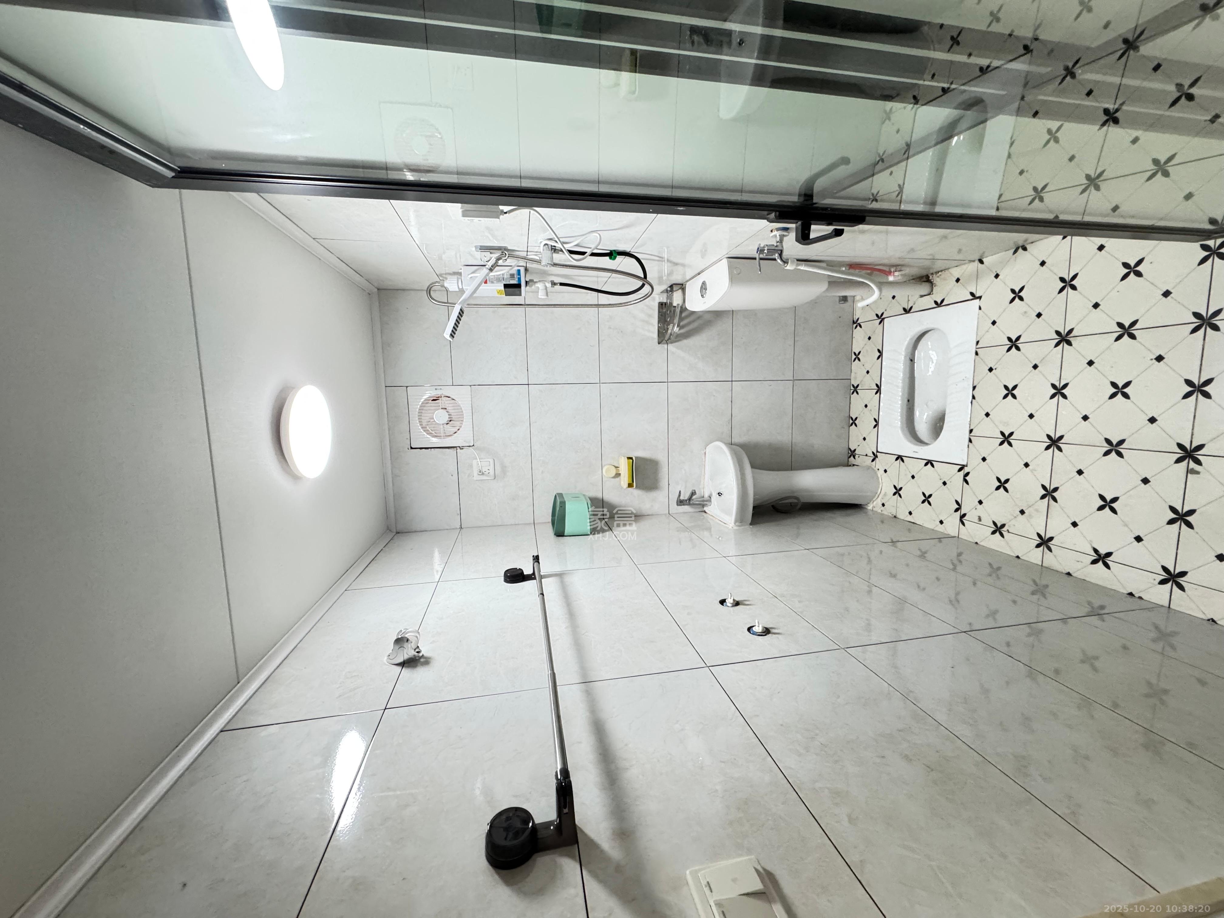 砂子塘社区  1室1厅1卫    900.0元/月 砂子塘社区  1室1厅1卫    900.0元/月室内图