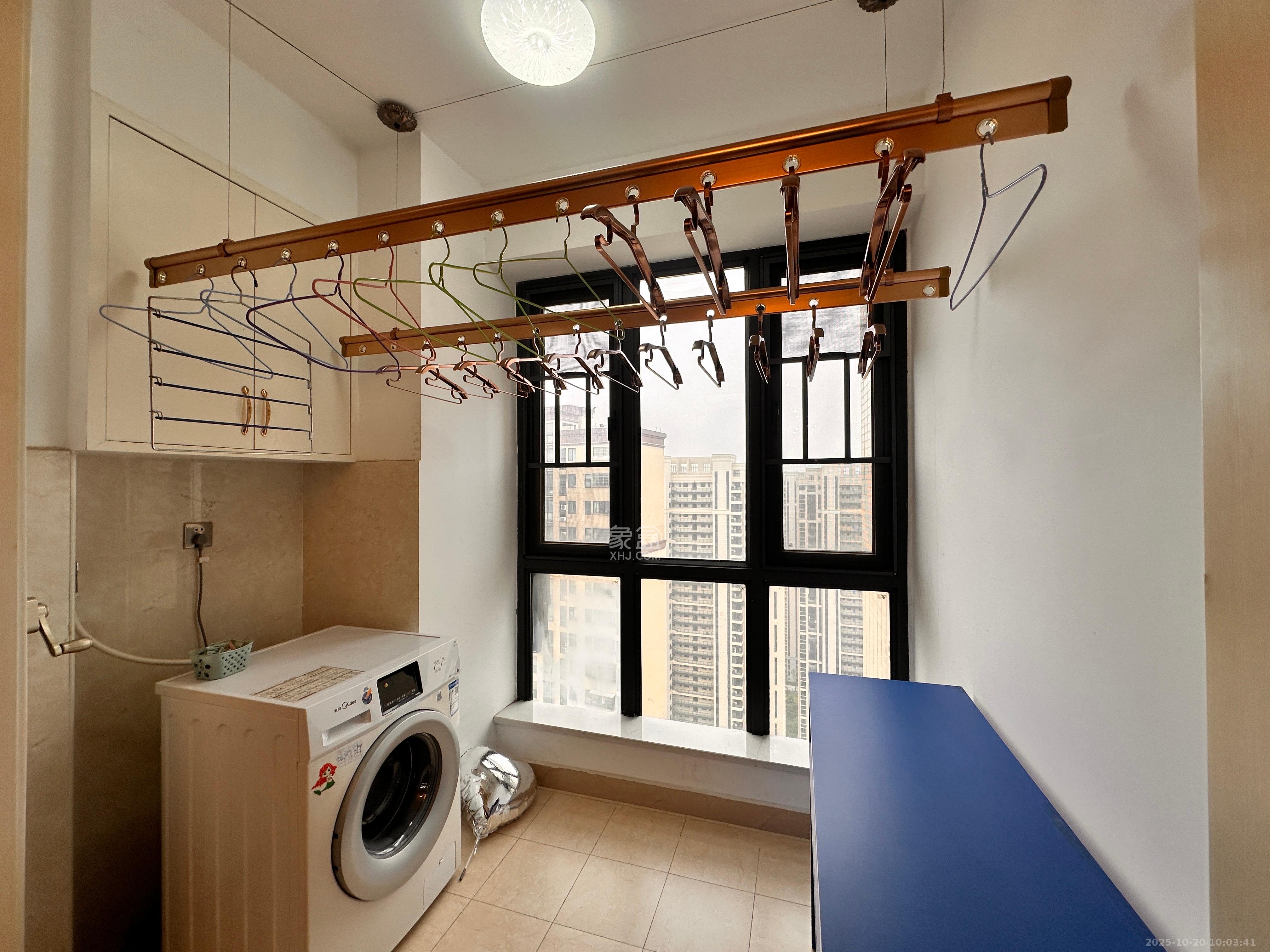 乾城(兴旺乾城) 3室2厅1卫 2800.0元/月 乾城(兴旺乾城) 3室2厅1卫 2800.0元/月室内图