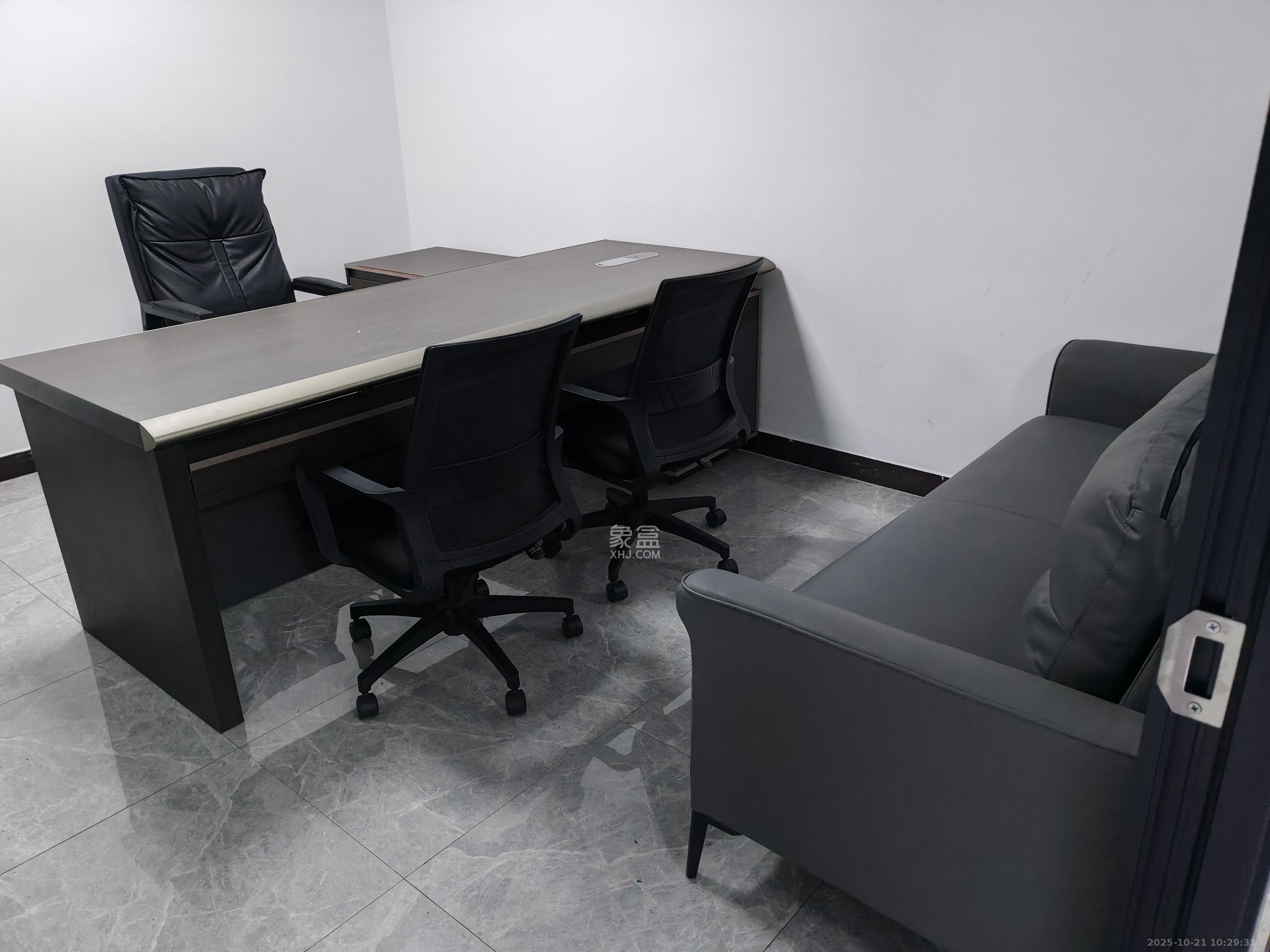 达美D6区   175.0㎡      8500.0元/月室内图