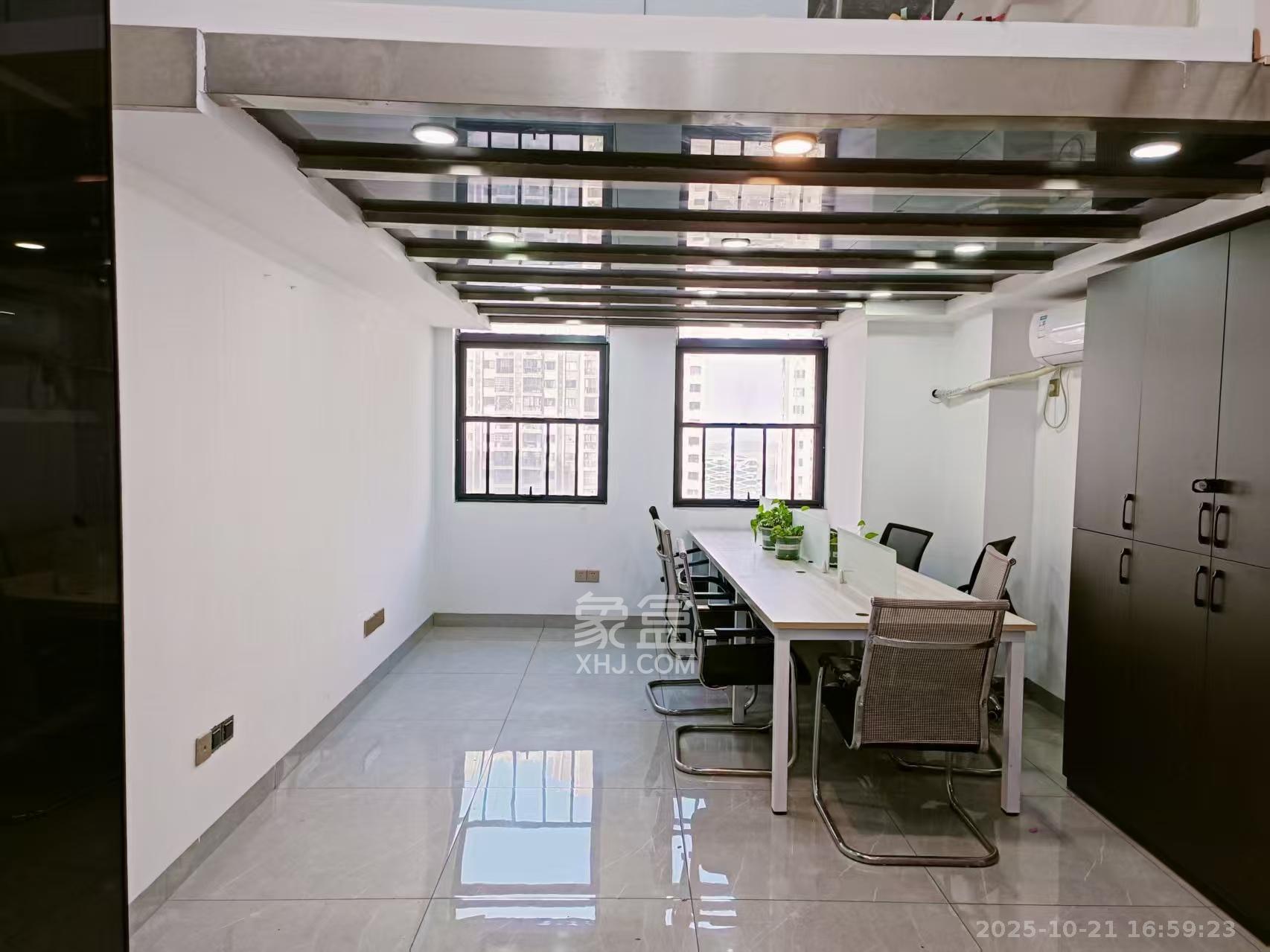 华润置地广场二期  1室1厅1卫    1850.0元/月室内图