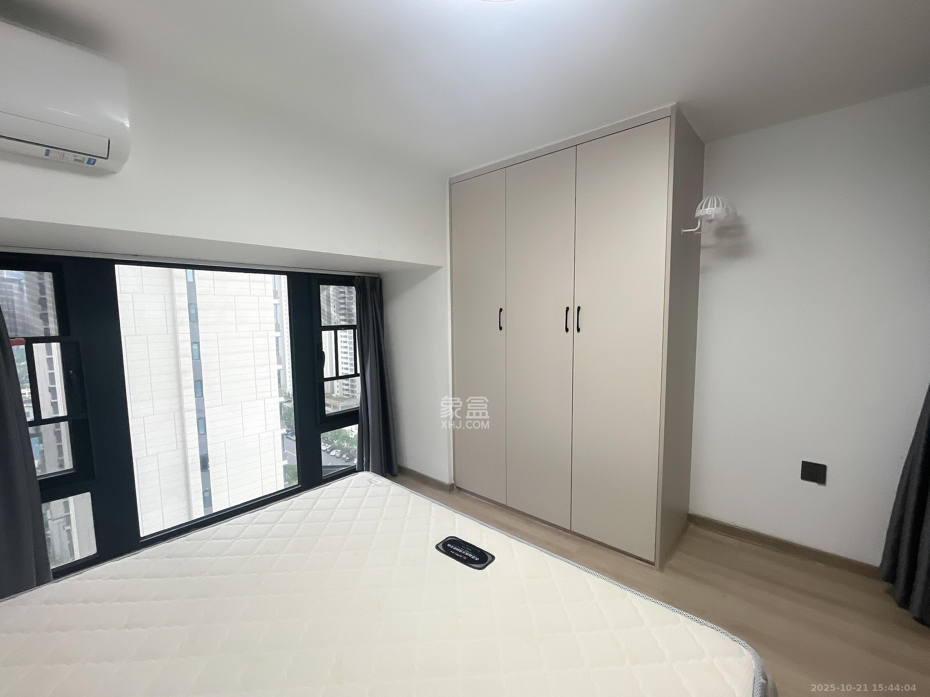 中海阅溪府  2室1厅1卫    2100.0元/月室内图