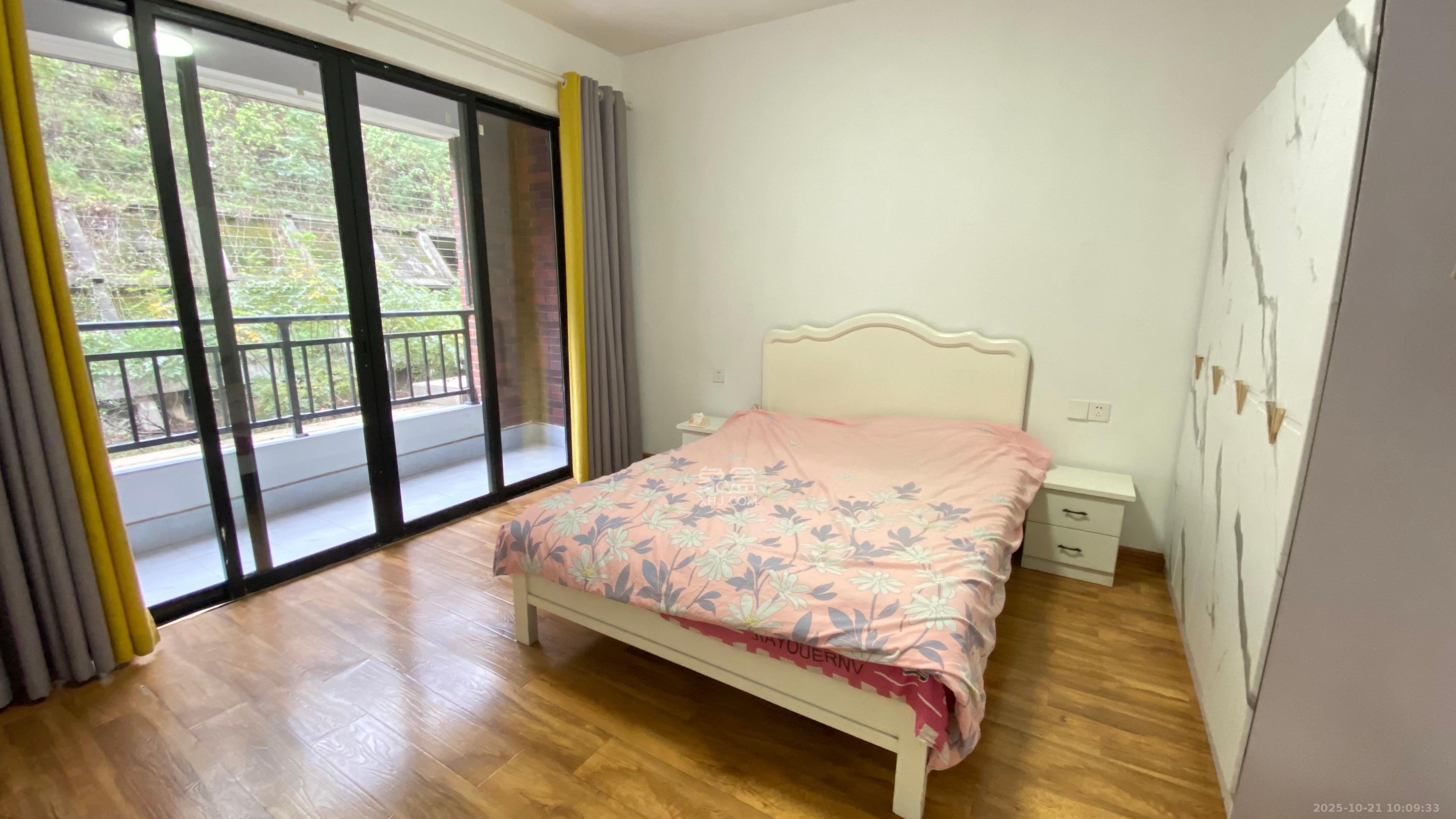 顺天御岭  4室2厅2卫    2200.0元/月 顺天御岭  4室2厅2卫    2200.0元/月室内图