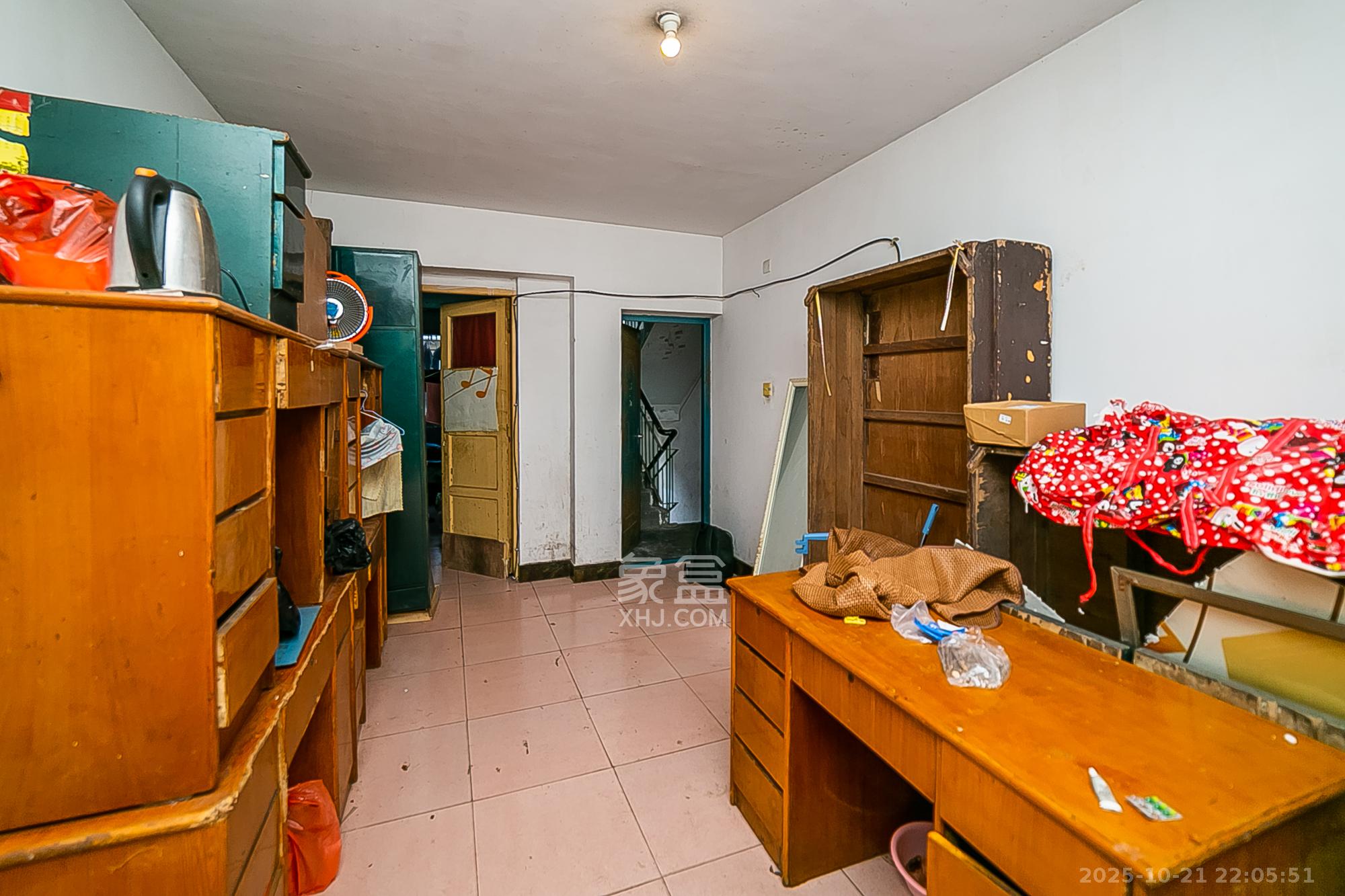 长征花园  3室2厅1卫    49.0万