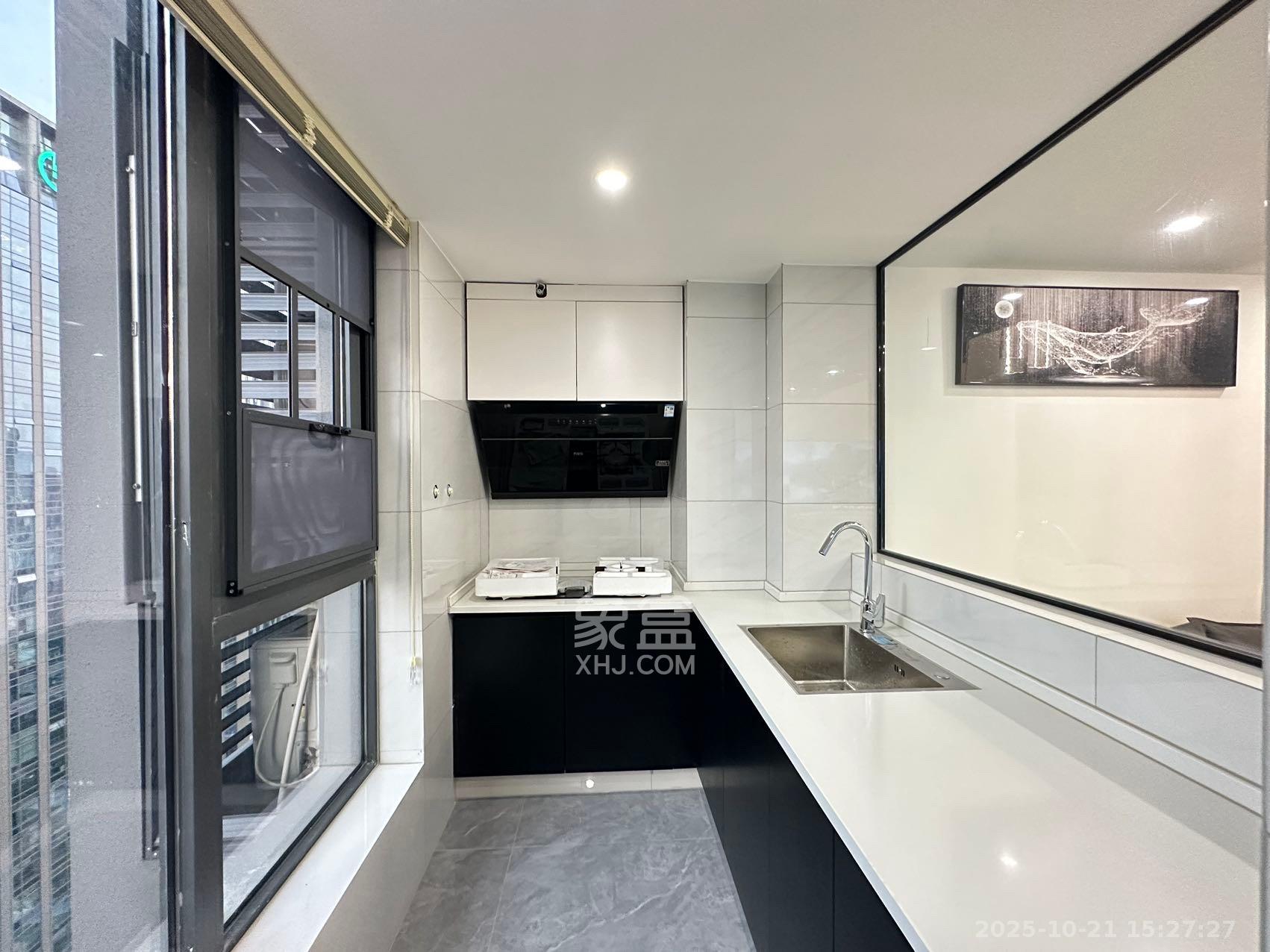 卓越中寰  2室1厅1卫    2800.0元/月室内图