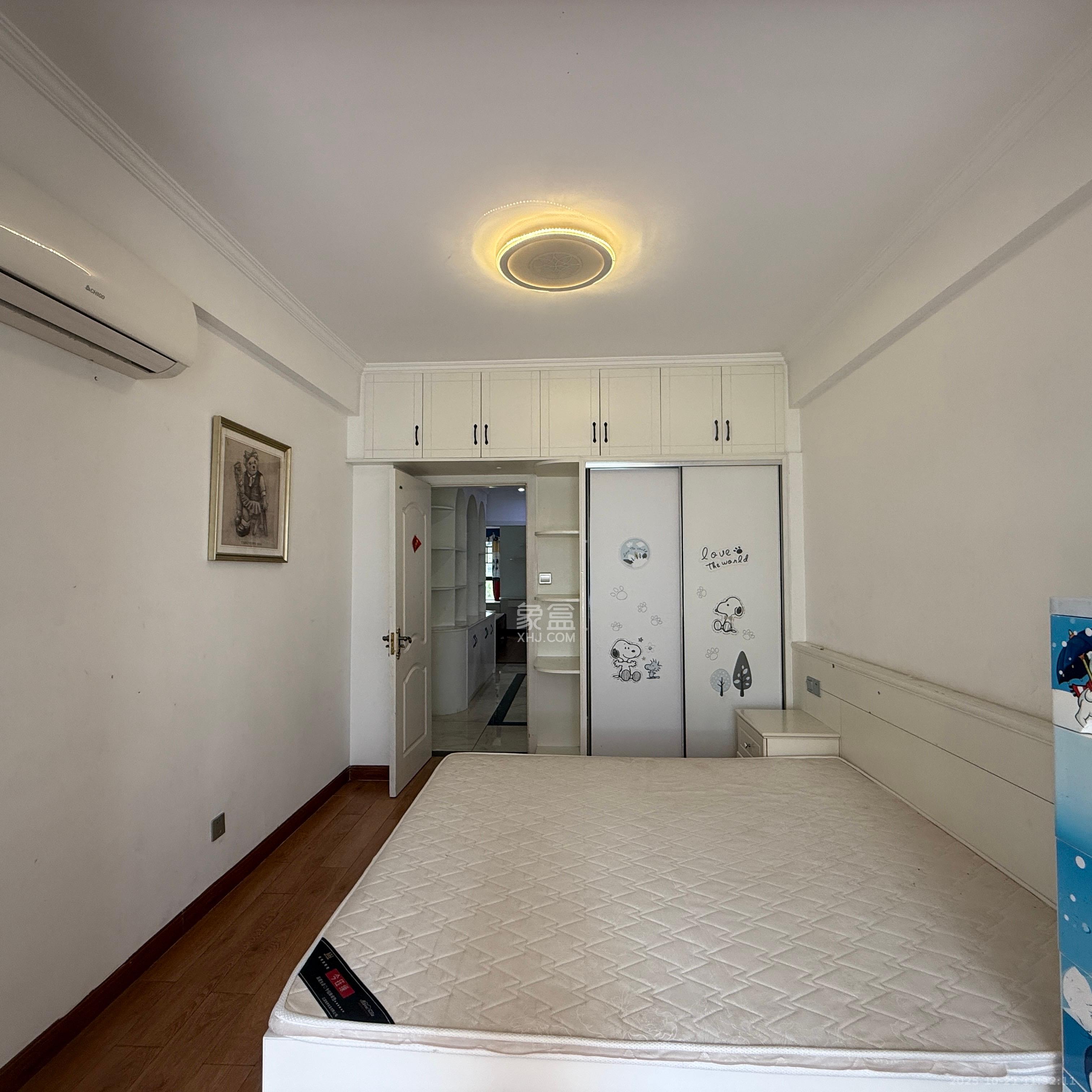 嘉福长安郡(融信澜悦、嘉福好美家园)  4室2厅2卫    3900.0元/月 嘉福长安郡(融信澜悦、嘉福好美家园)  4室2厅2卫    3900.0元/月室内图