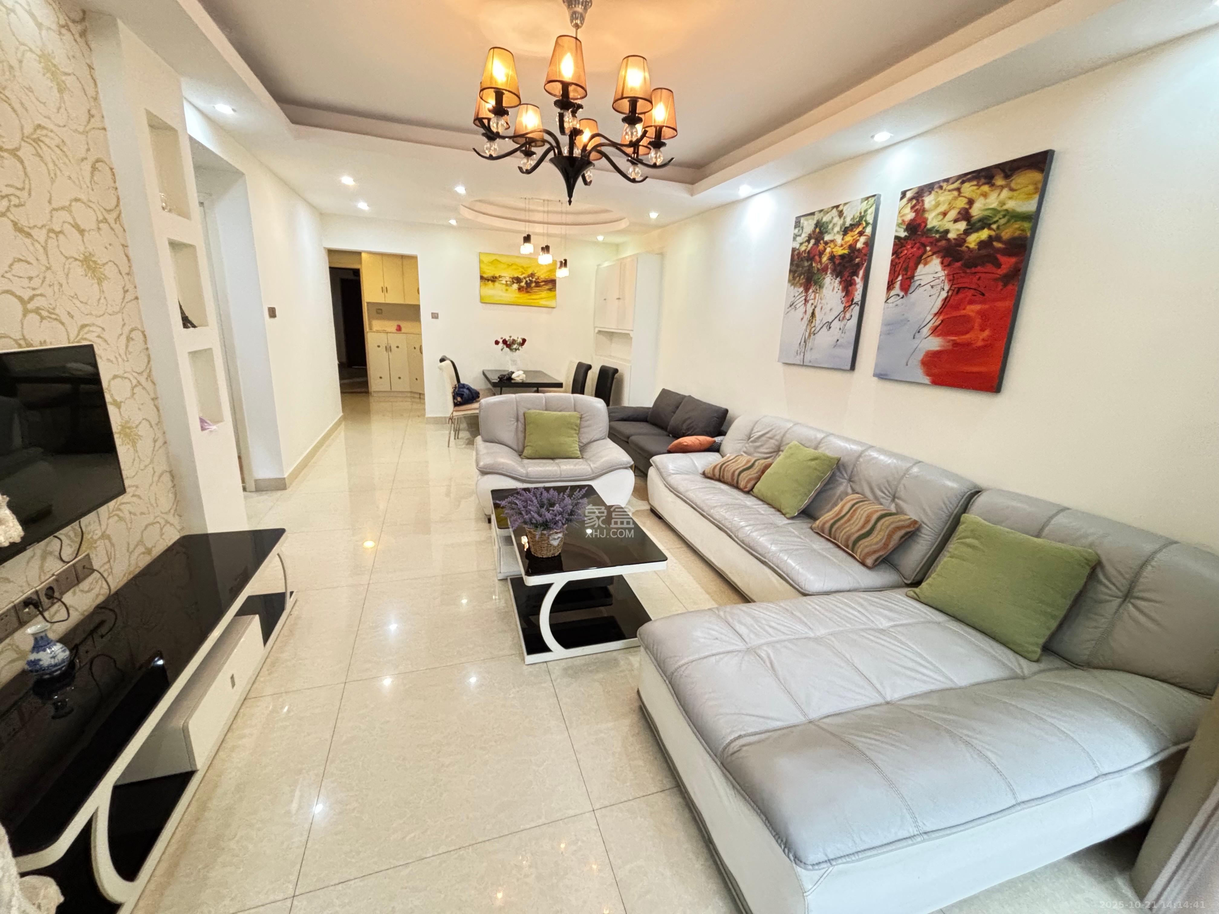 融科檀香山（融科紫檀、香山国际）  2室1厅1卫    2580.0元/月室内图