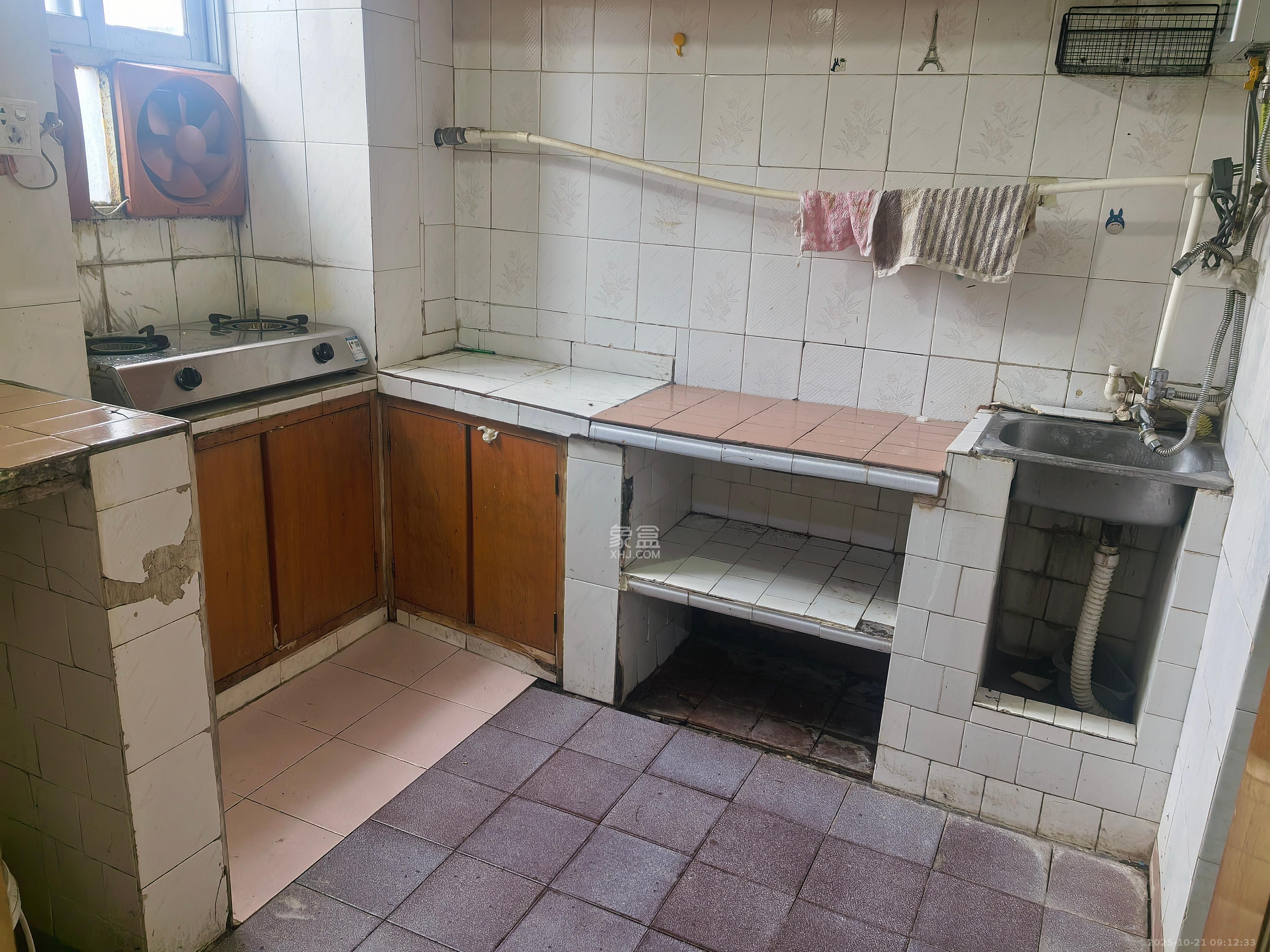 荷叶塘社区(雨花区)  2室1厅1卫    1000.0元/月 荷叶塘社区(雨花区)  2室1厅1卫    1000.0元/月室内图