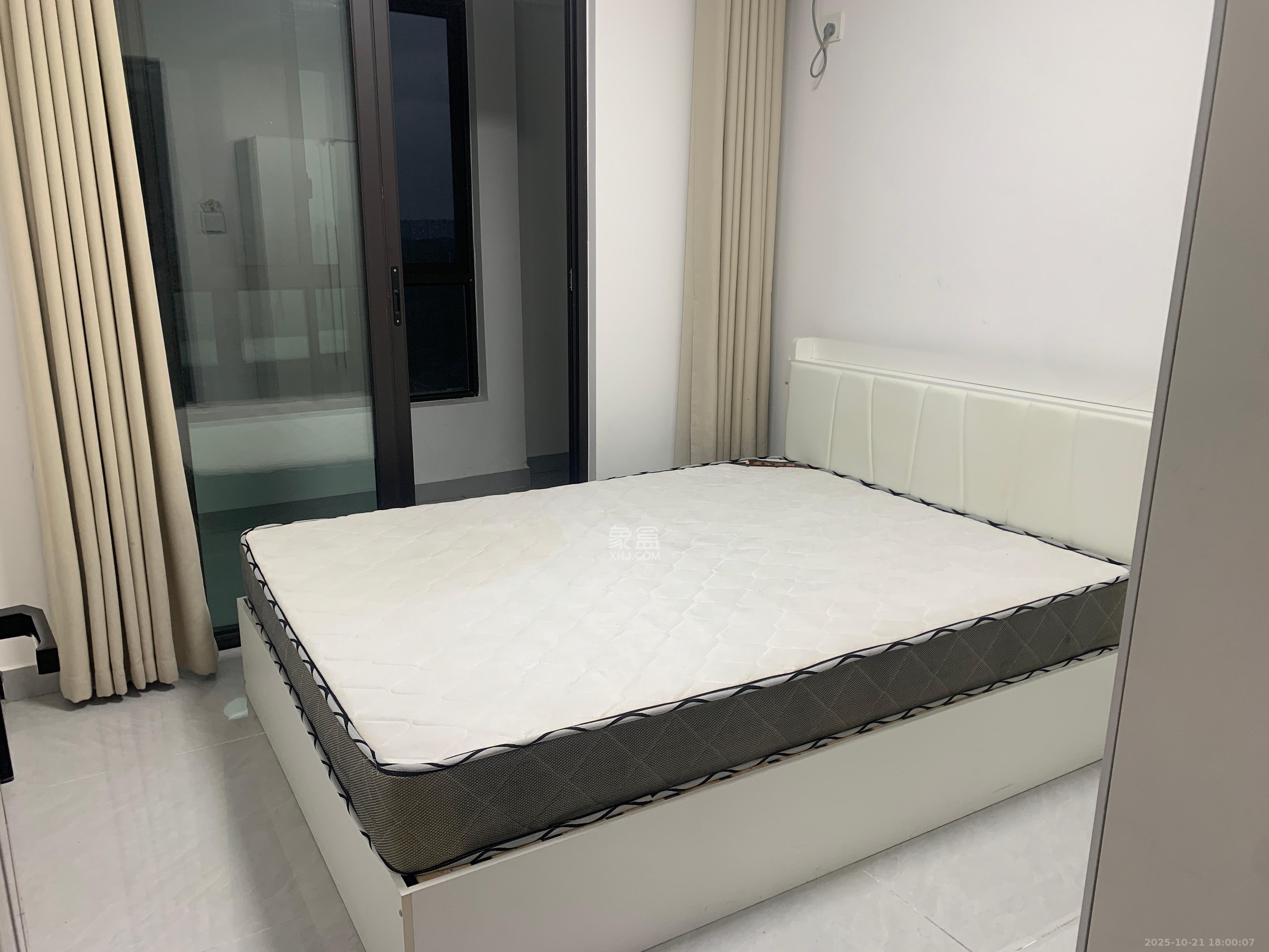 远洋红星天铂一期  3室2厅2卫    2600.0元/月室内图