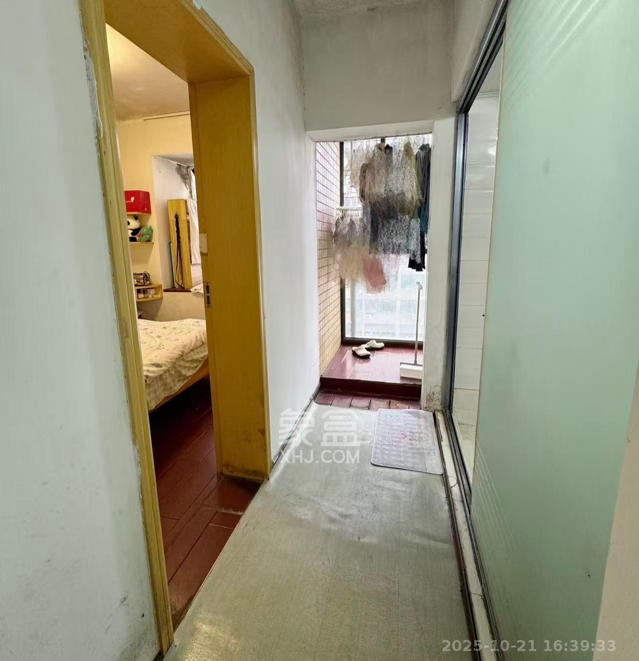 锦湘国际星城三期（锦绣苑）  1室1厅1卫    1700.0元/月室内图