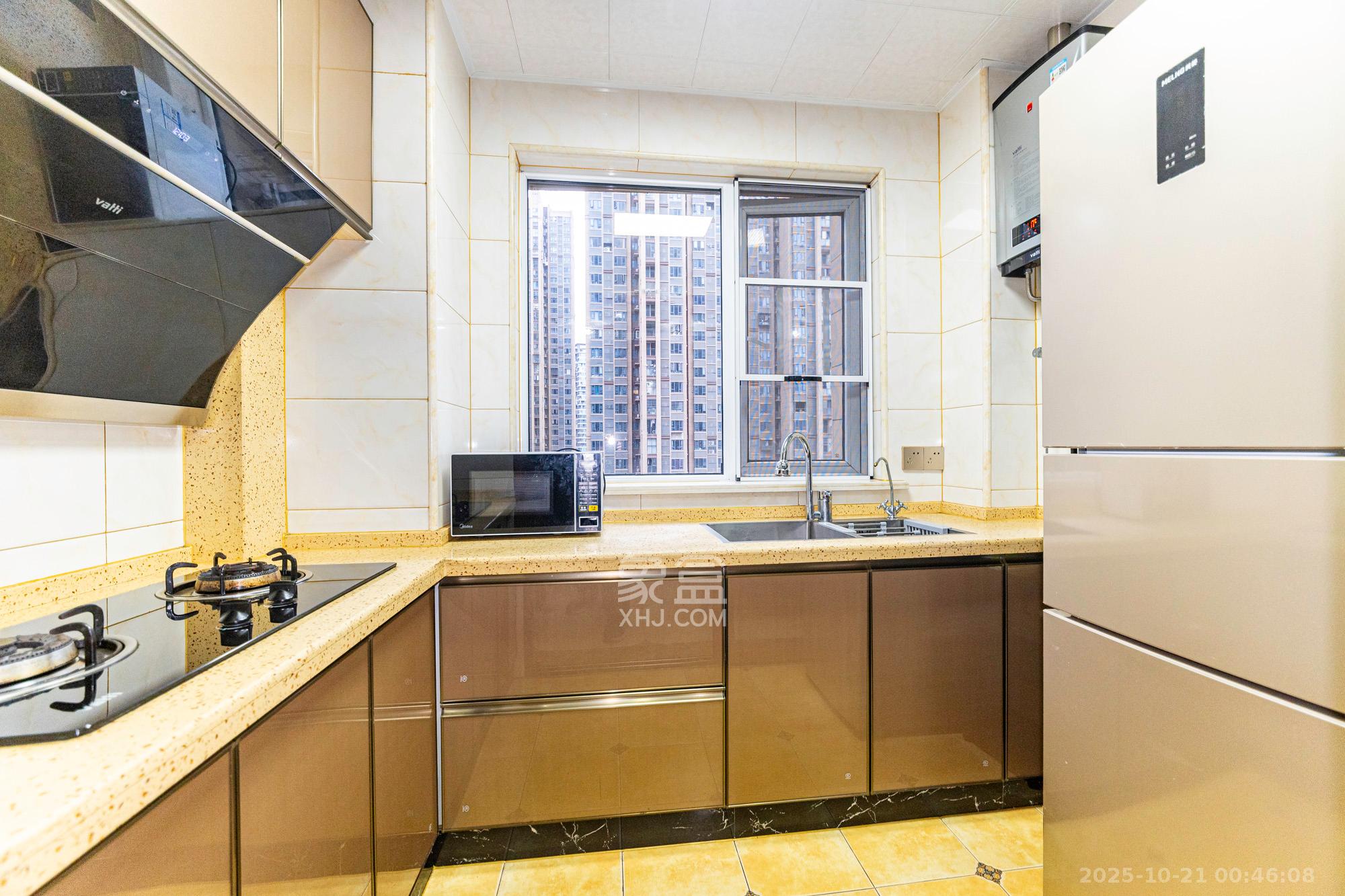 荣盛花语城  3室2厅1卫    66.0万厨房