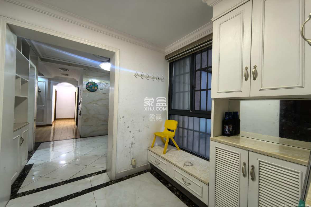 天麓尚层 3室2厅1卫 2400.0元/月 天麓尚层 3室2厅1卫 2400.0元/月室内图