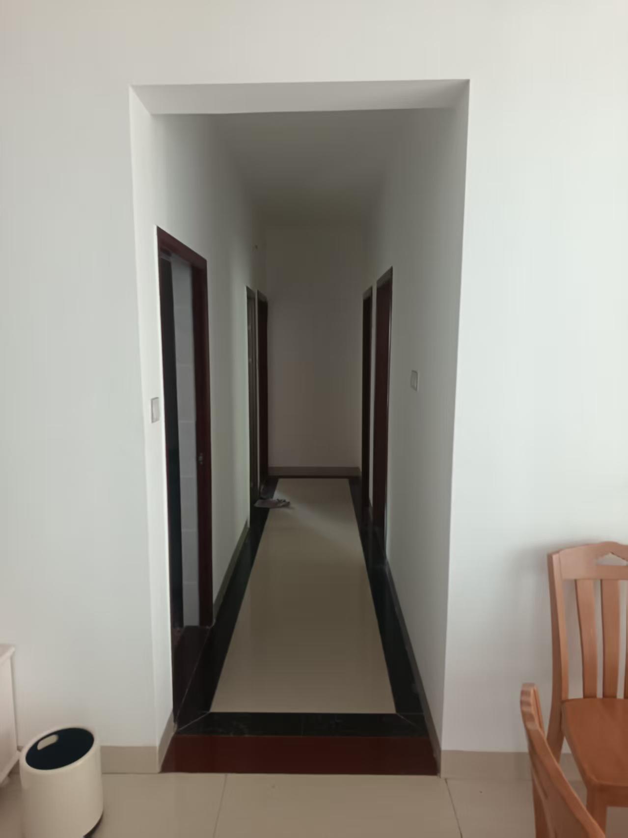 榜铭小区  3室2厅1卫    2500.0元/月室内图