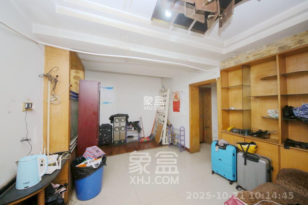 金府嘉苑 3室1厅1卫 2600.0元/月 金府嘉苑 3室1厅1卫 2600.0元/月室内图