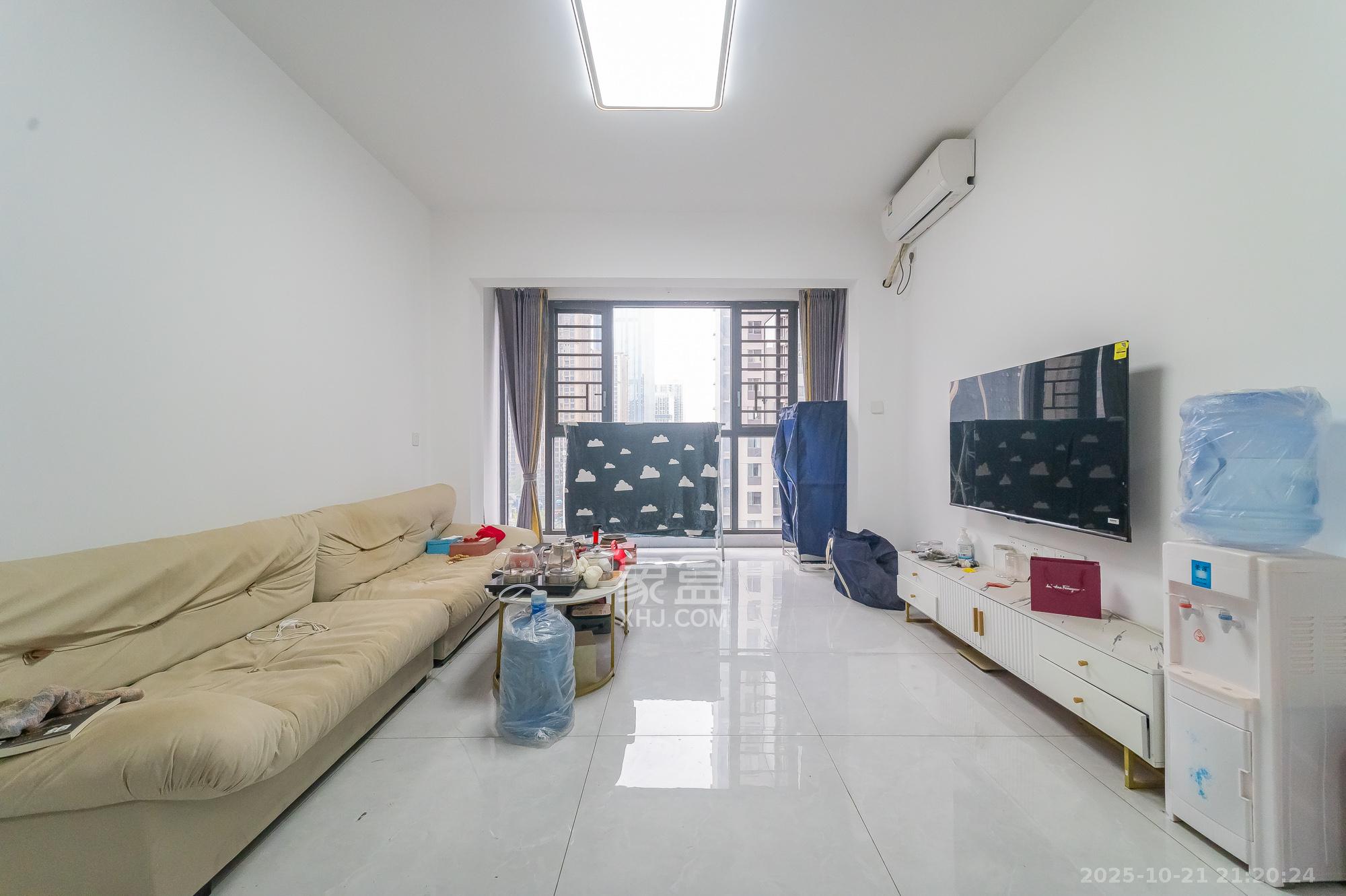 恒基凯旋门三期  3室2厅2卫    102.0万