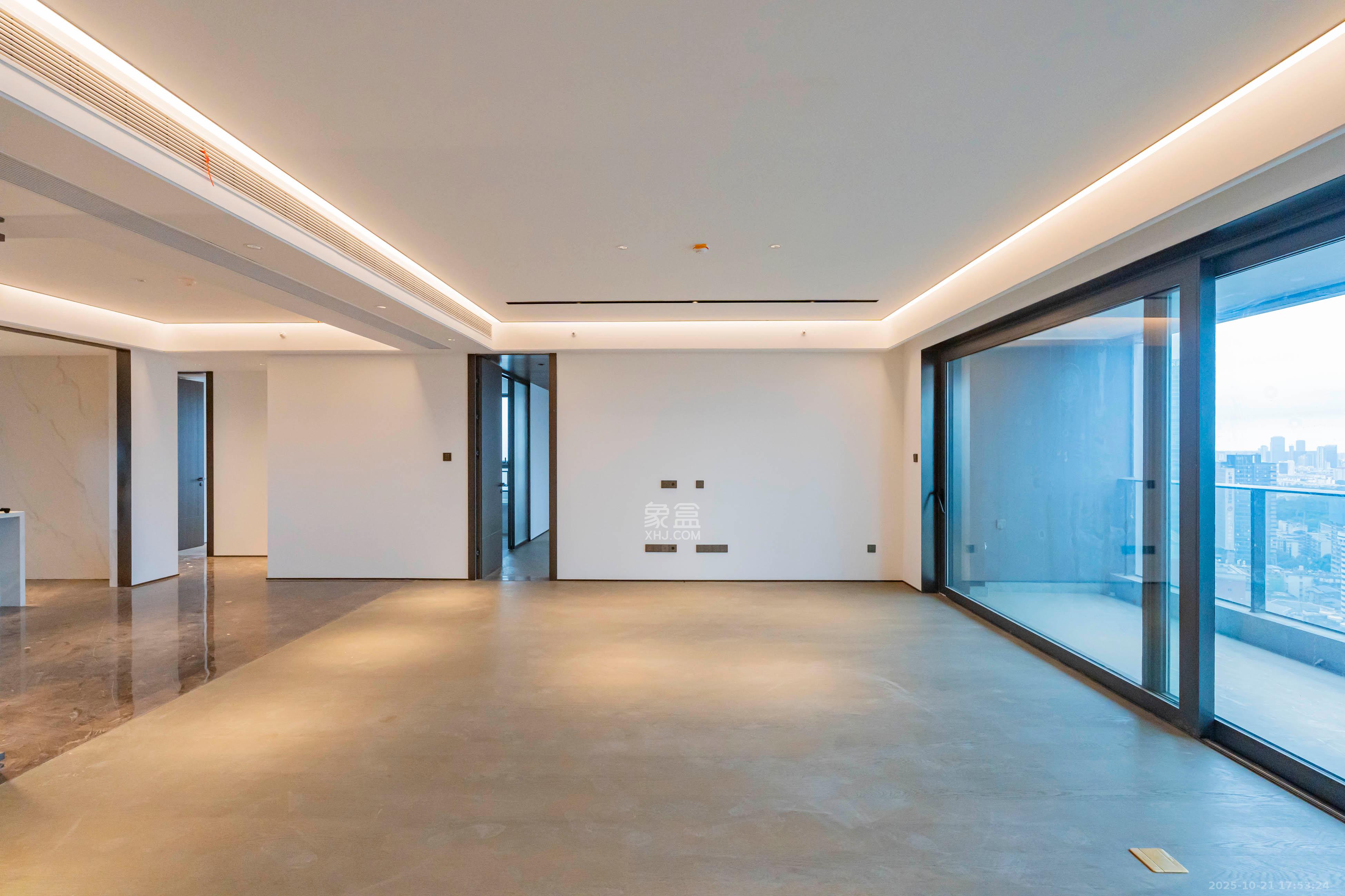 万科瑧湾汇  4室2厅3卫    500.0万 万科瑧湾汇  4室2厅3卫    500.0万