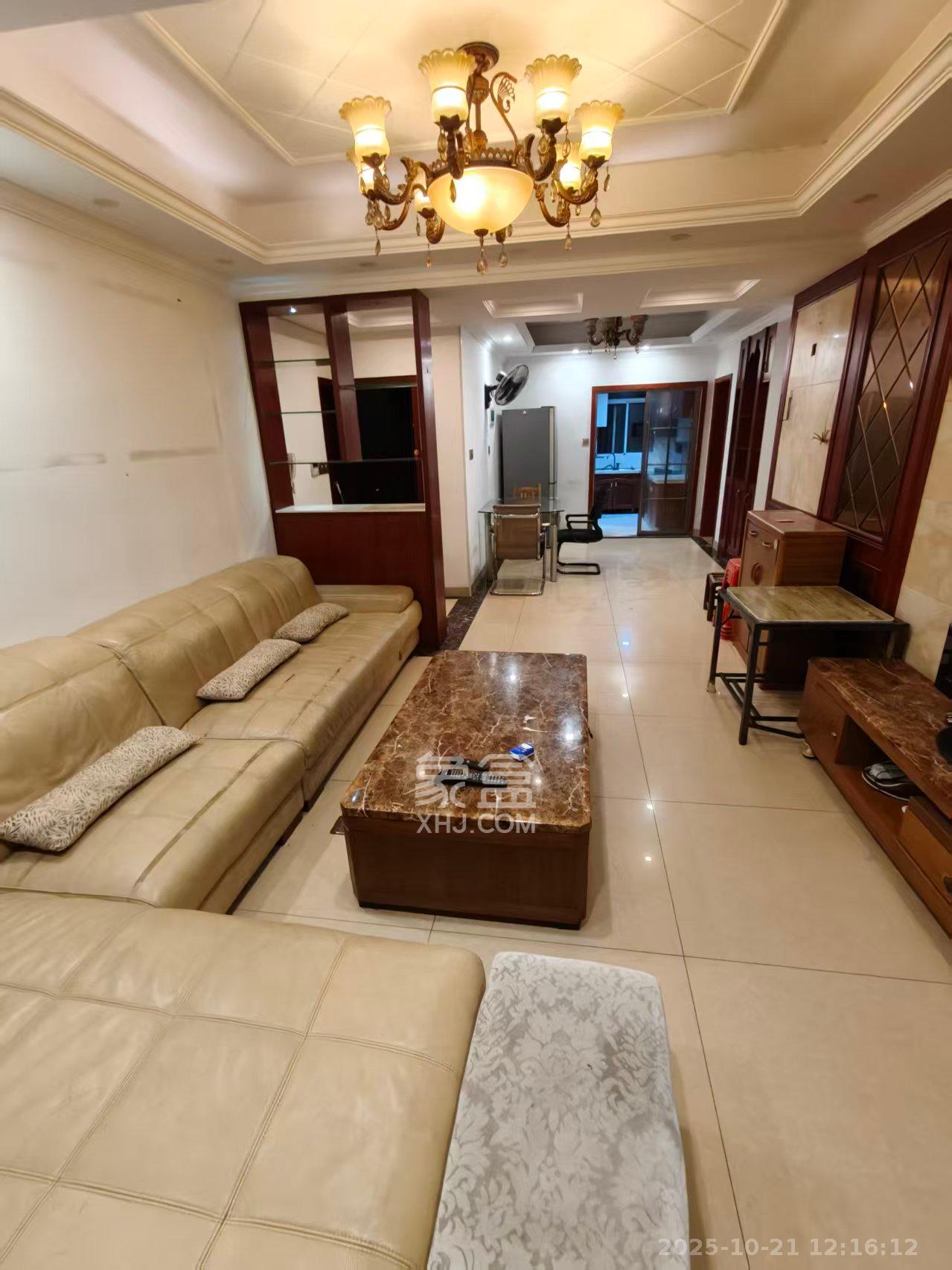 金科佳苑  3室1厅1卫    2200.0元/月 金科佳苑  3室1厅1卫    2200.0元/月室内图