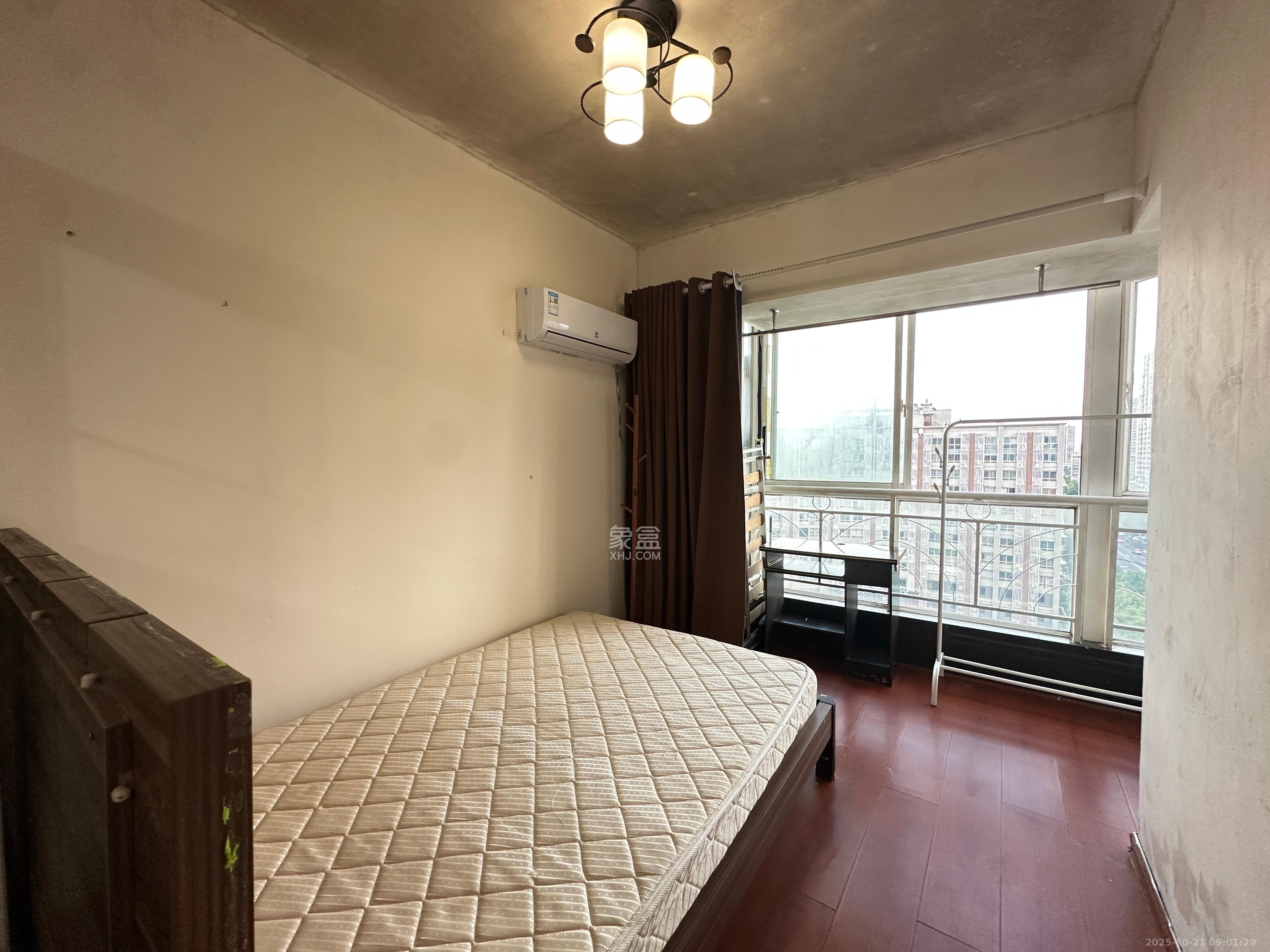 时代先锋 1室0厅0卫 1300.0元/月 时代先锋 1室0厅0卫 1300.0元/月室内图