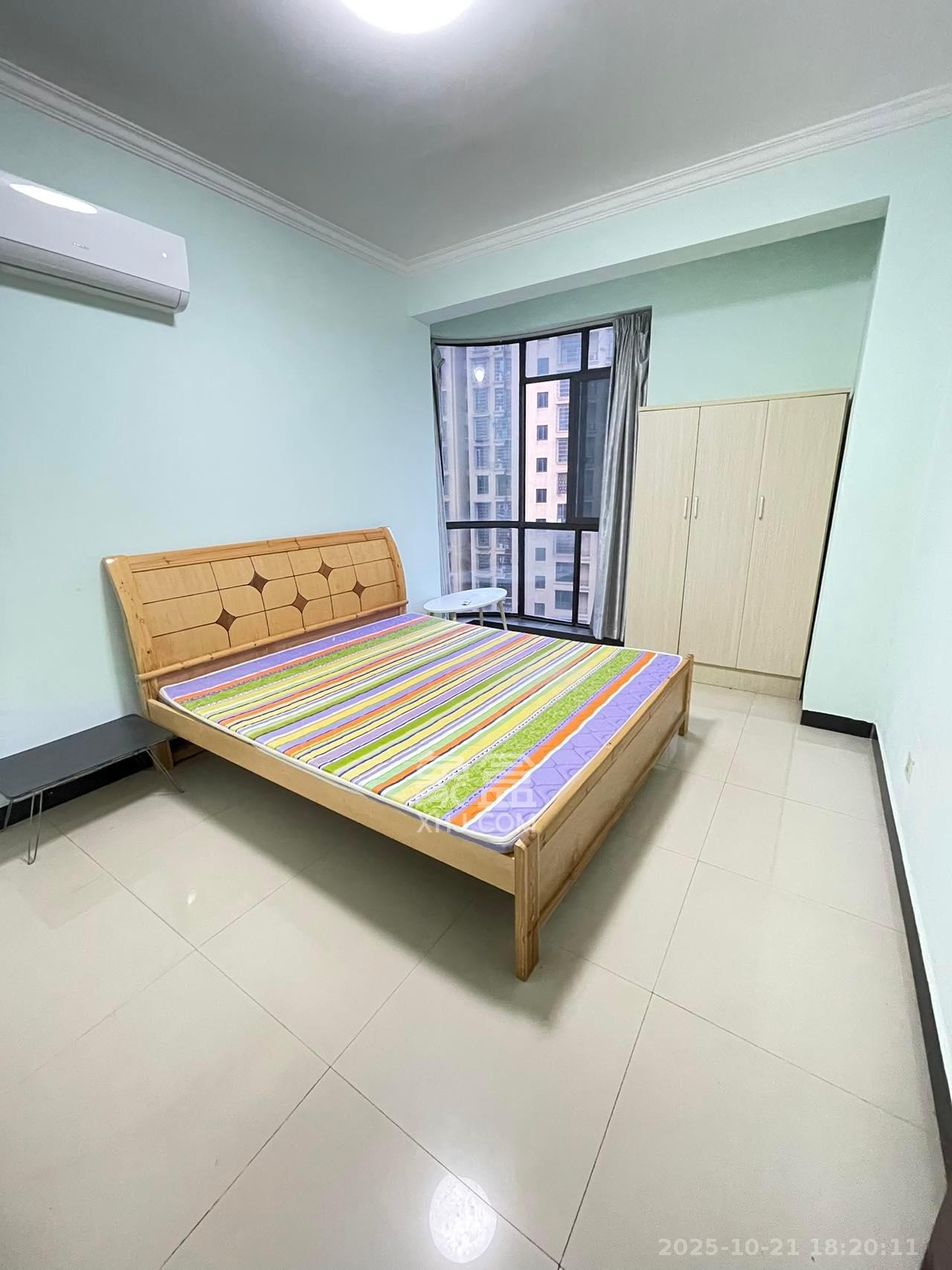 康斯丹郡（融程领秀佳园）  2室1厅1卫    1800.0元/月