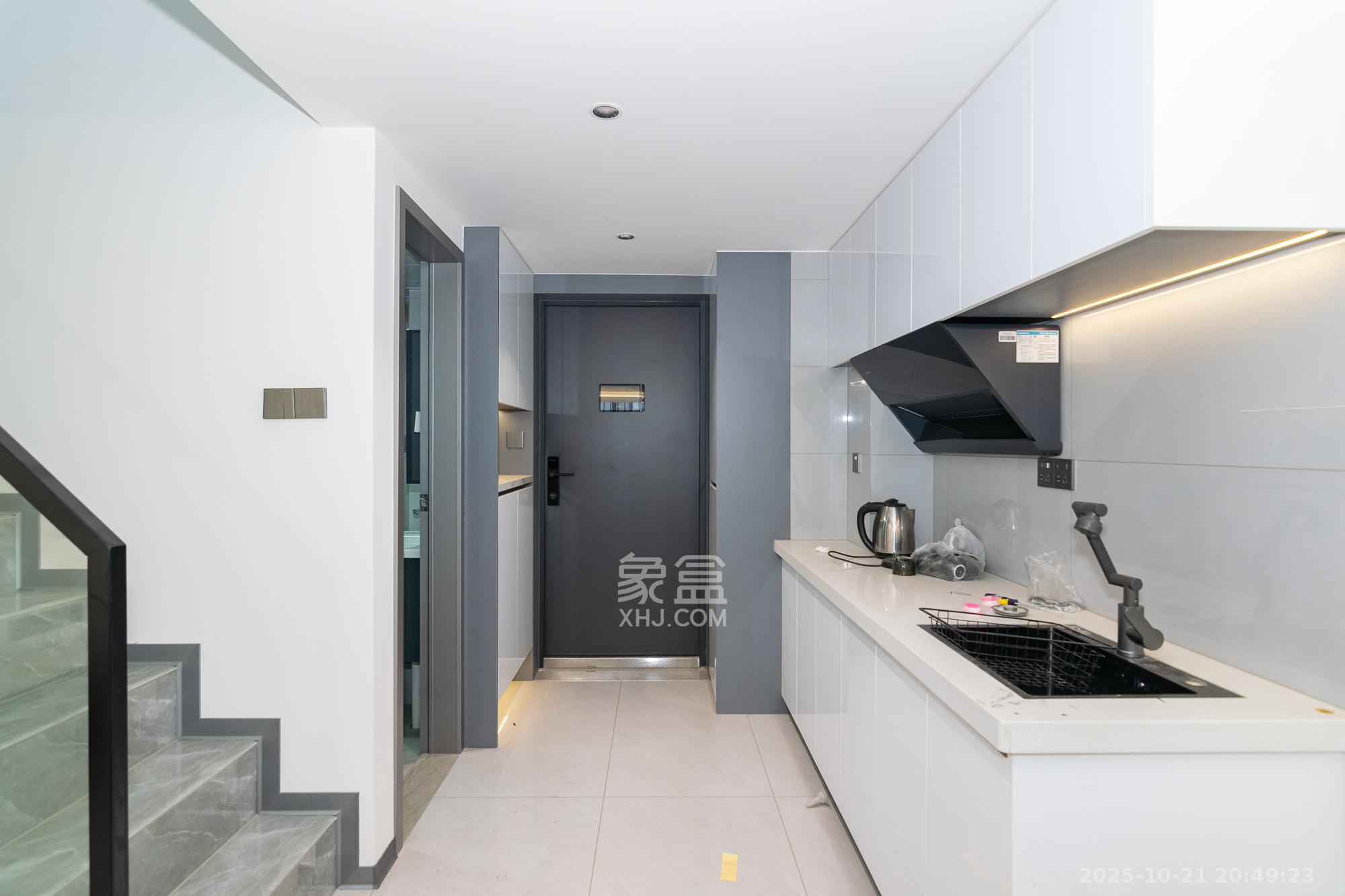 才子城  1室1厅1卫    25.0万厨房