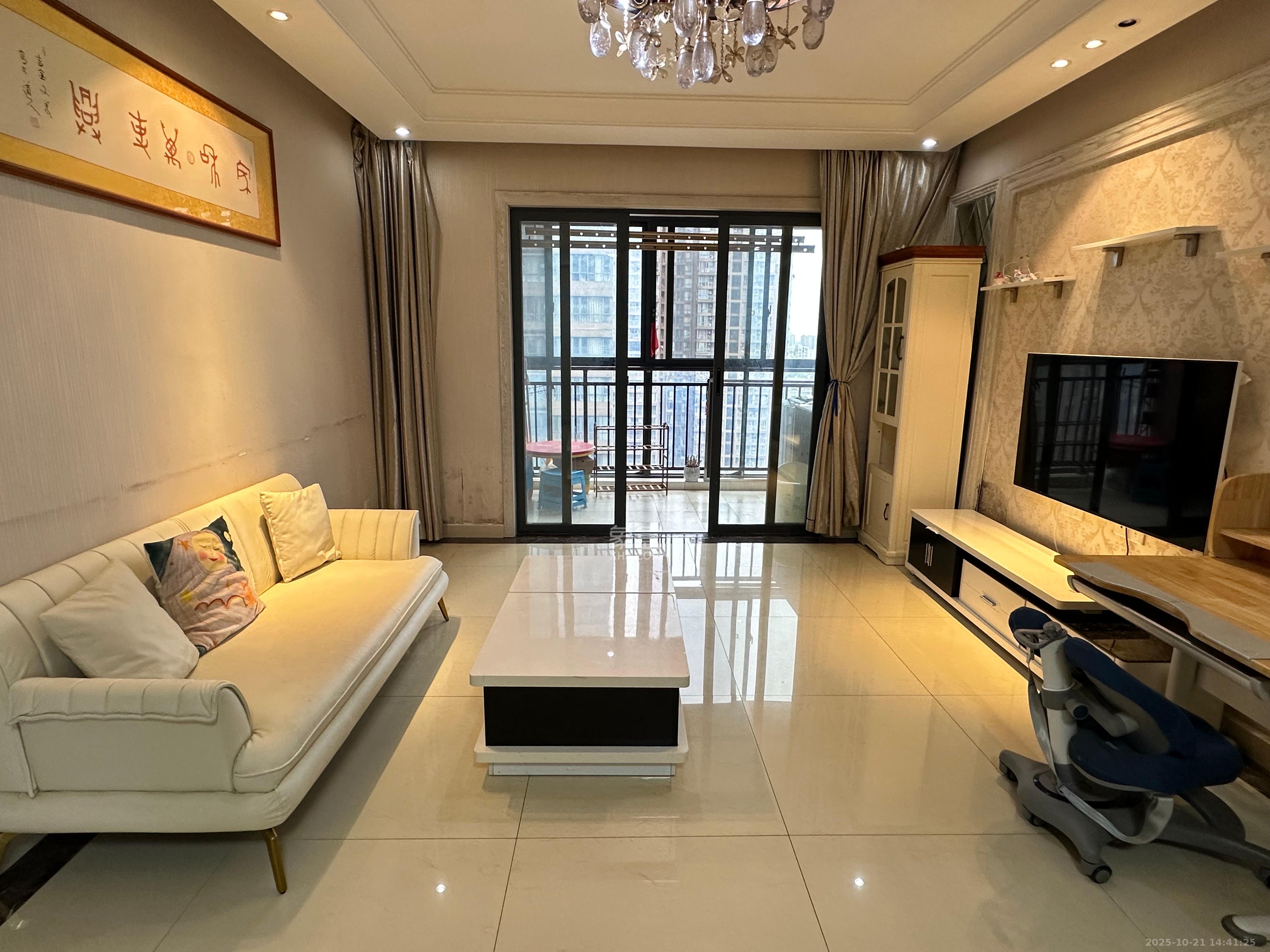 万博汇  3室2厅2卫    4500.0元/月室内图