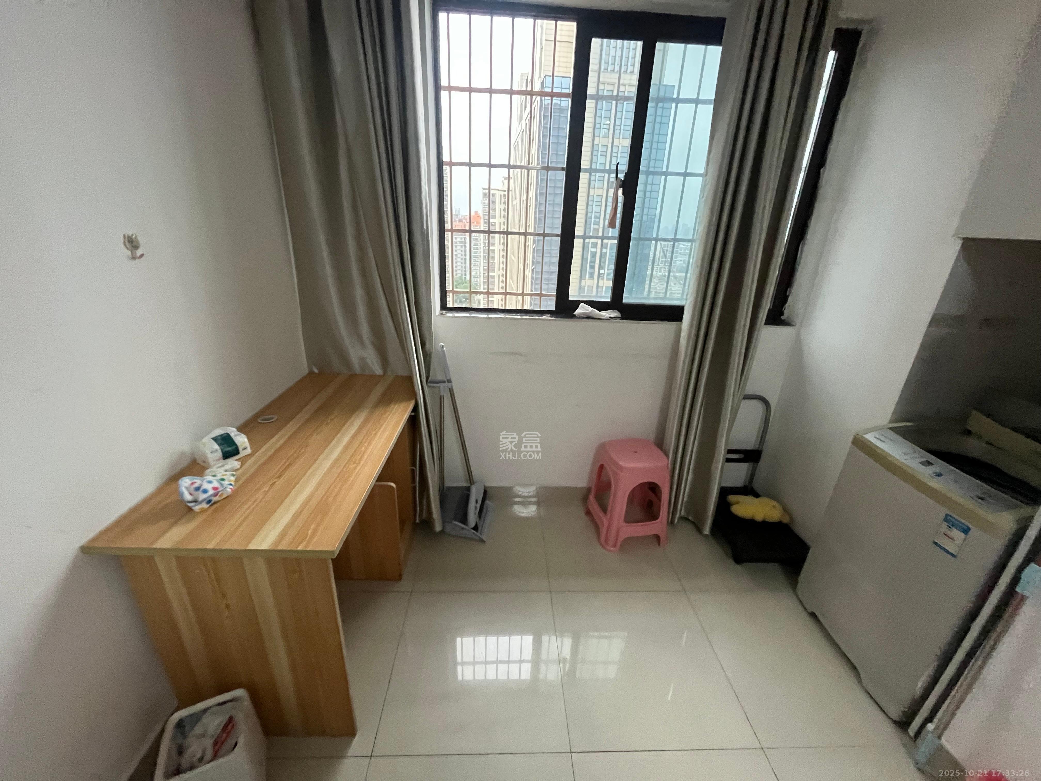 芒果天地(芒果雅苑)  1室1厅1卫    1300.0元/月室内图