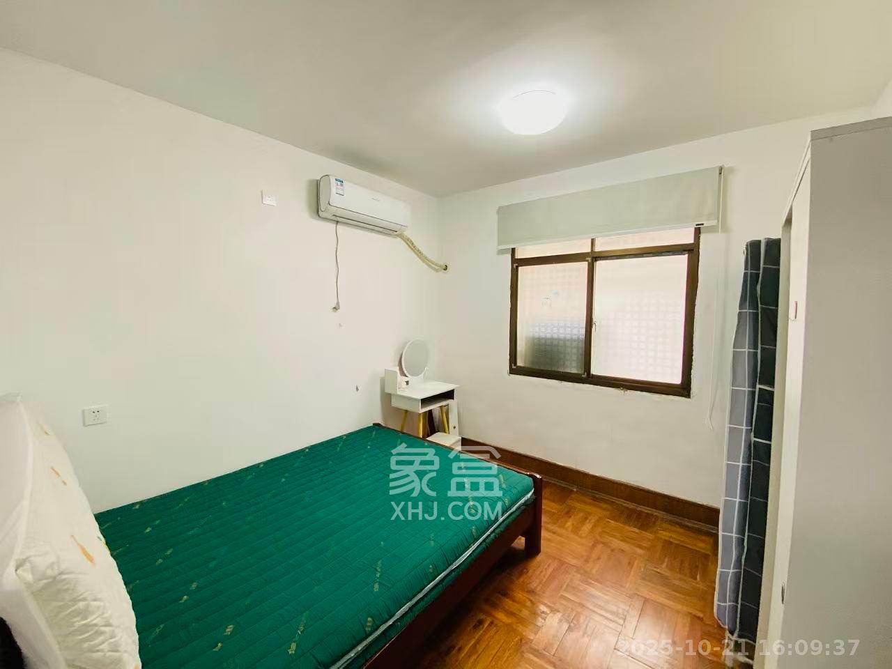 向家湾社区(含富湘公寓) 3室1厅1卫 1800.0元/月 向家湾社区(含富湘公寓) 3室1厅1卫 1800.0元/月室内图