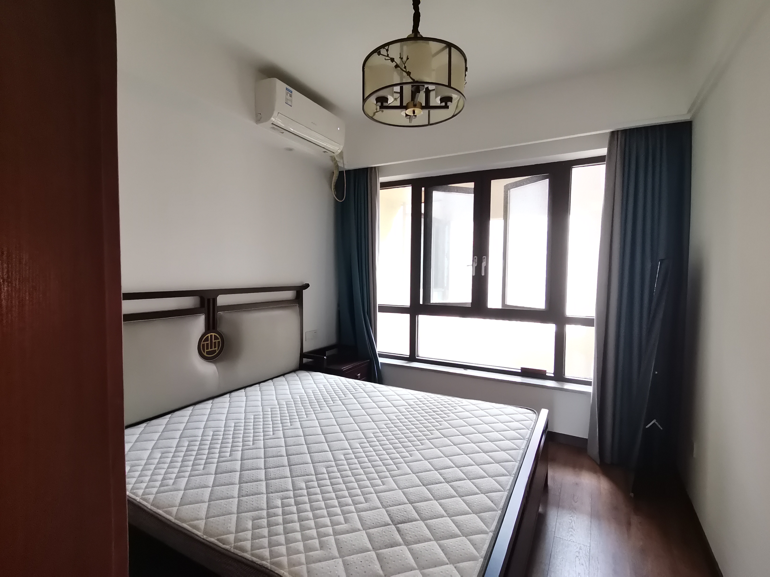 佳兆业金域天下二期  3室2厅1卫    85.0万室内图