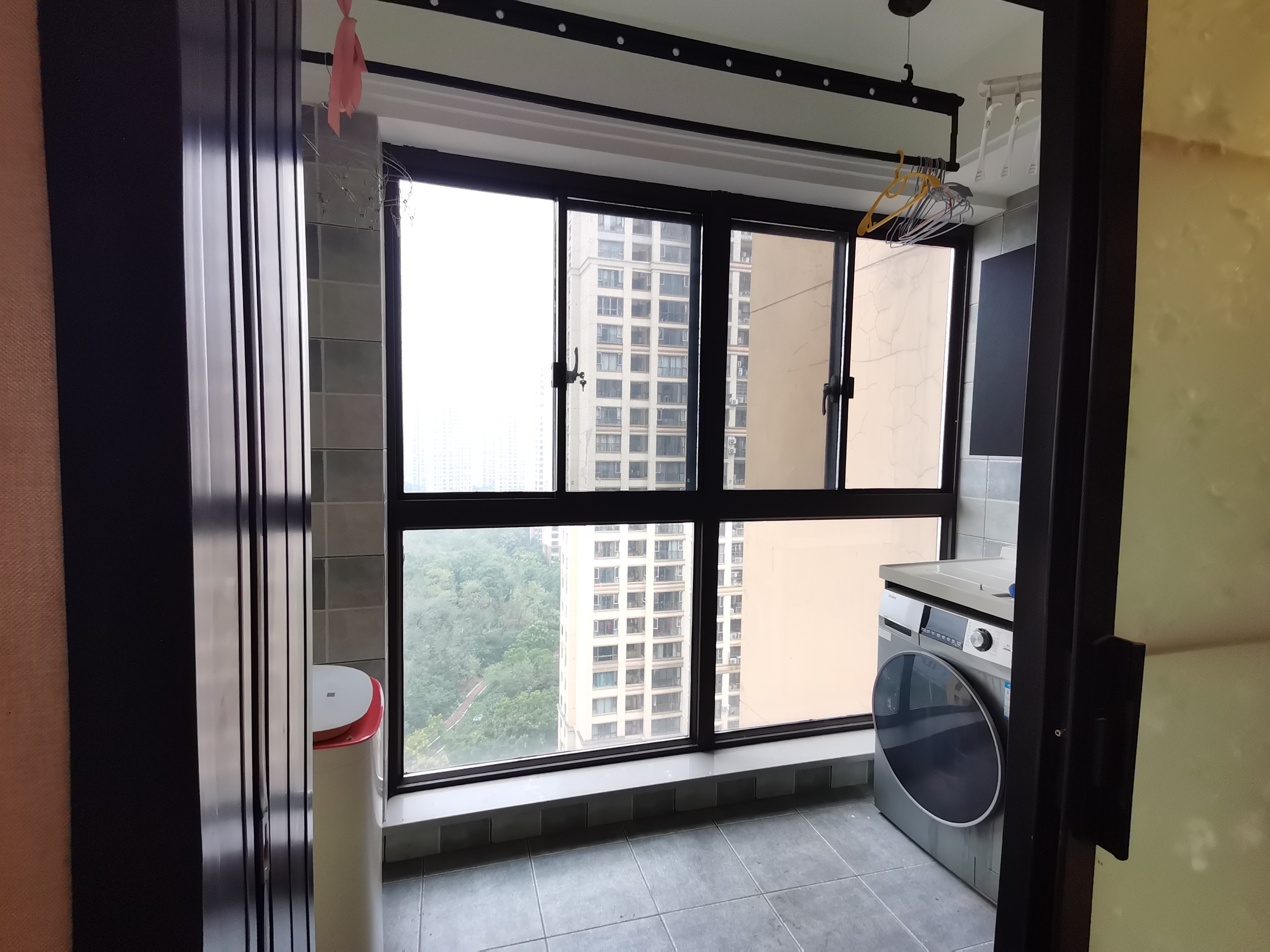 佳兆业金域天下二期  3室2厅1卫    85.0万室内图