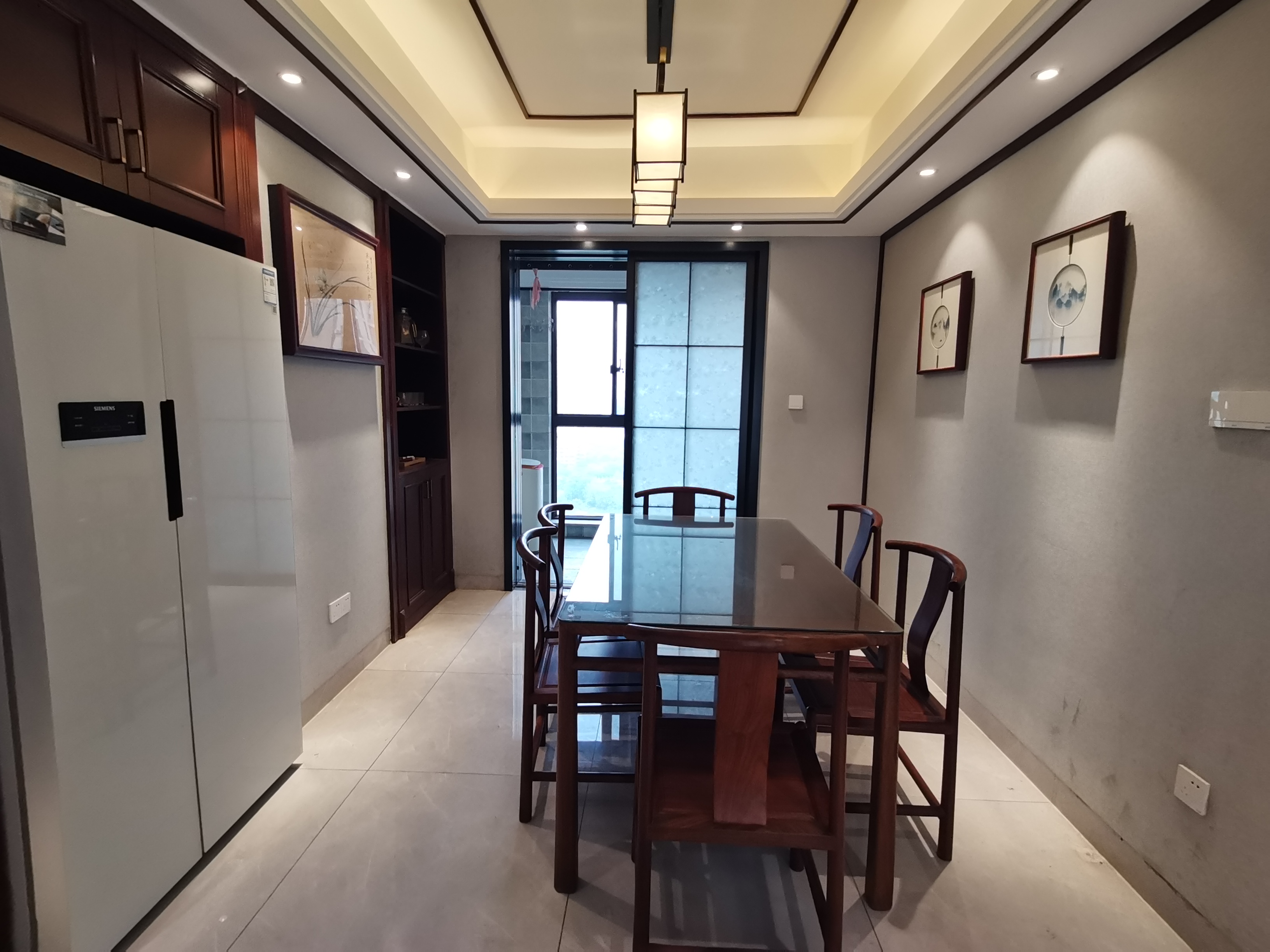 佳兆业金域天下二期  3室2厅1卫    85.0万室内图