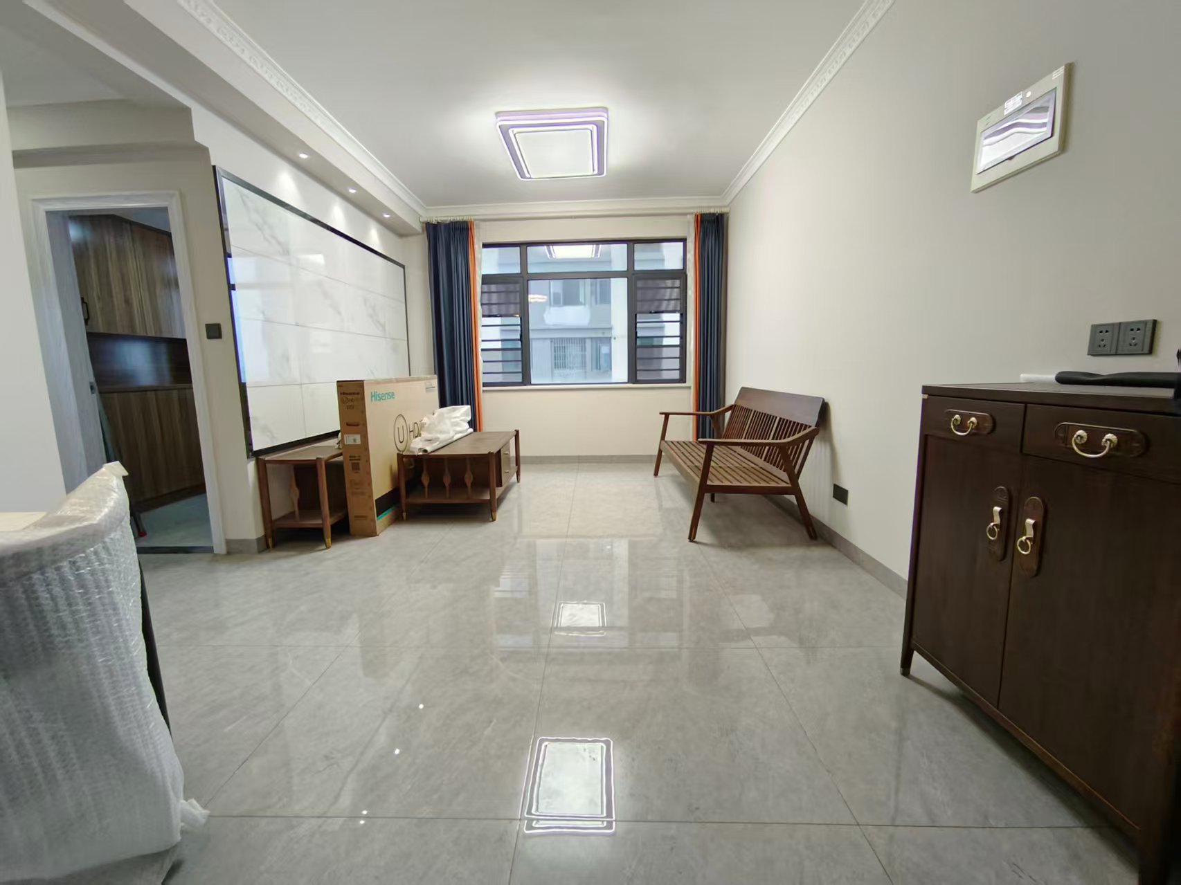 流金岁月-华晨国际 3室2厅1卫 56.8万 流金岁月-华晨国际 3室2厅1卫 56.8万室内图