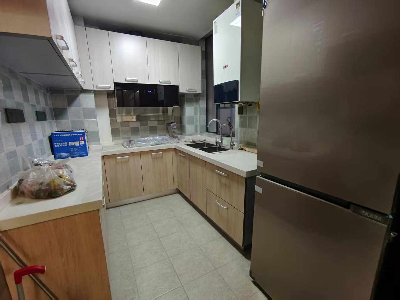 流金岁月-华晨国际 3室2厅1卫 56.8万 流金岁月-华晨国际 3室2厅1卫 56.8万室内图