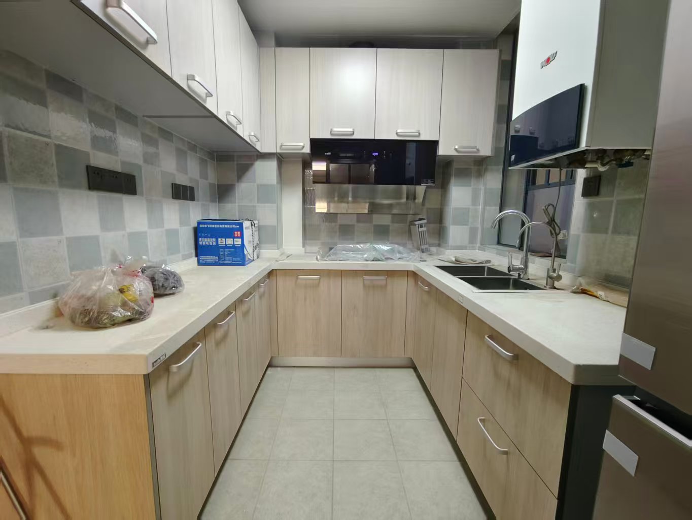 流金岁月-华晨国际 3室2厅1卫 56.8万 流金岁月-华晨国际 3室2厅1卫 56.8万室内图