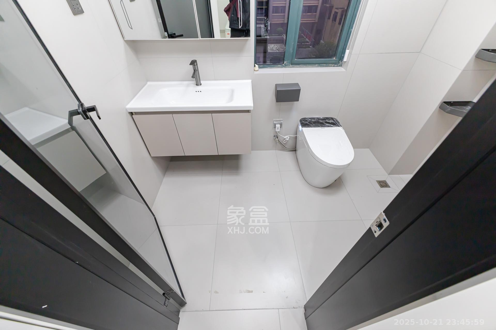 金湘苑（星澜之悦）  4室2厅2卫    98.0万卫生间