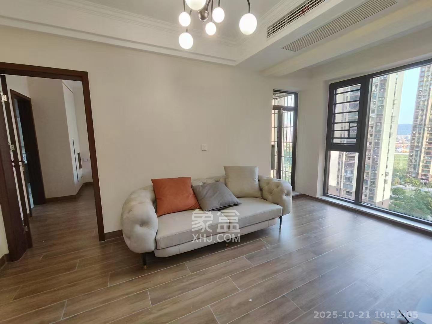 和润园三期 1室1厅1卫 2100.0元/月 和润园三期 1室1厅1卫 2100.0元/月室内图