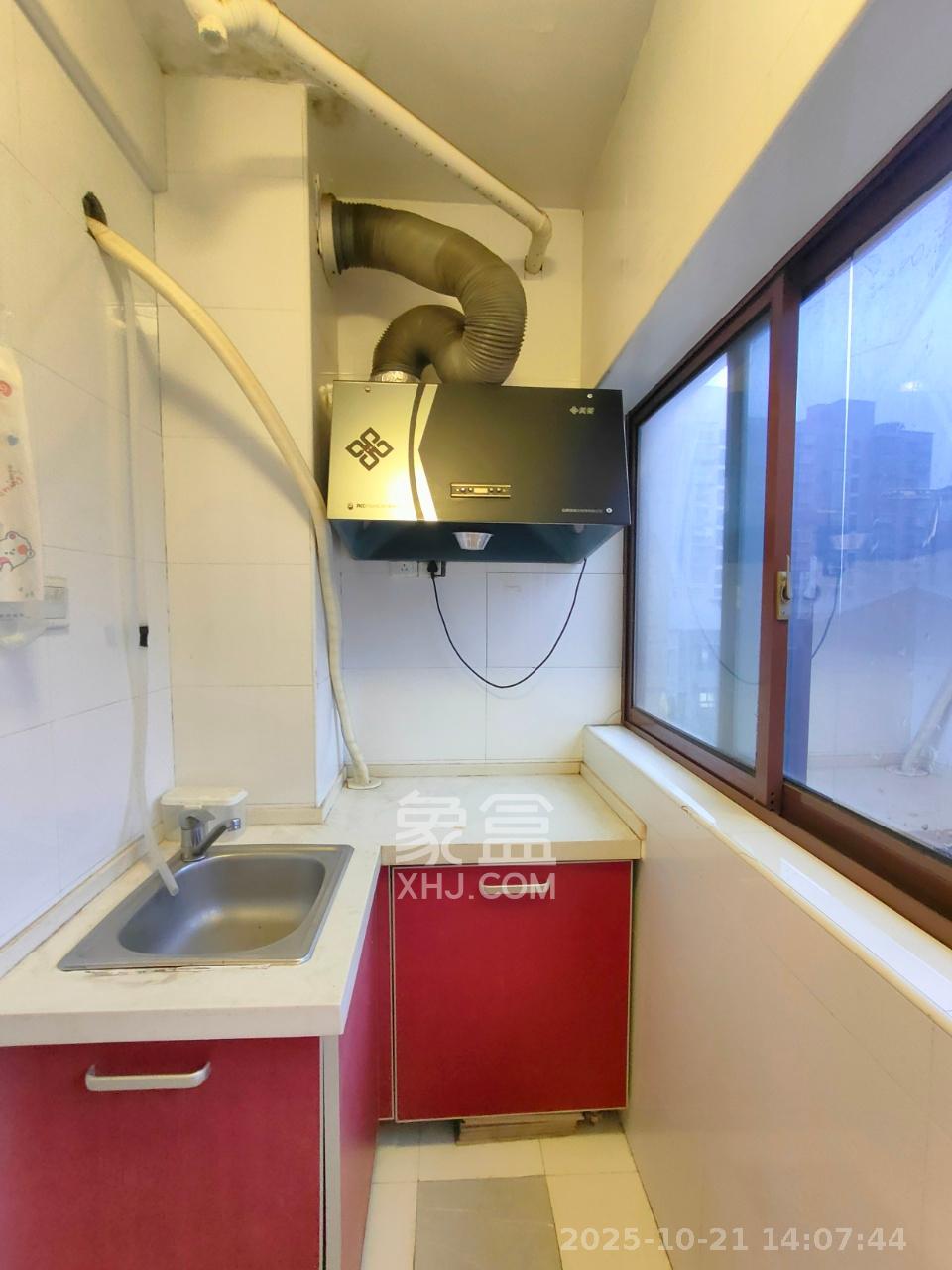 兰卡威国际  1室1厅1卫    1300.0元/月室内图