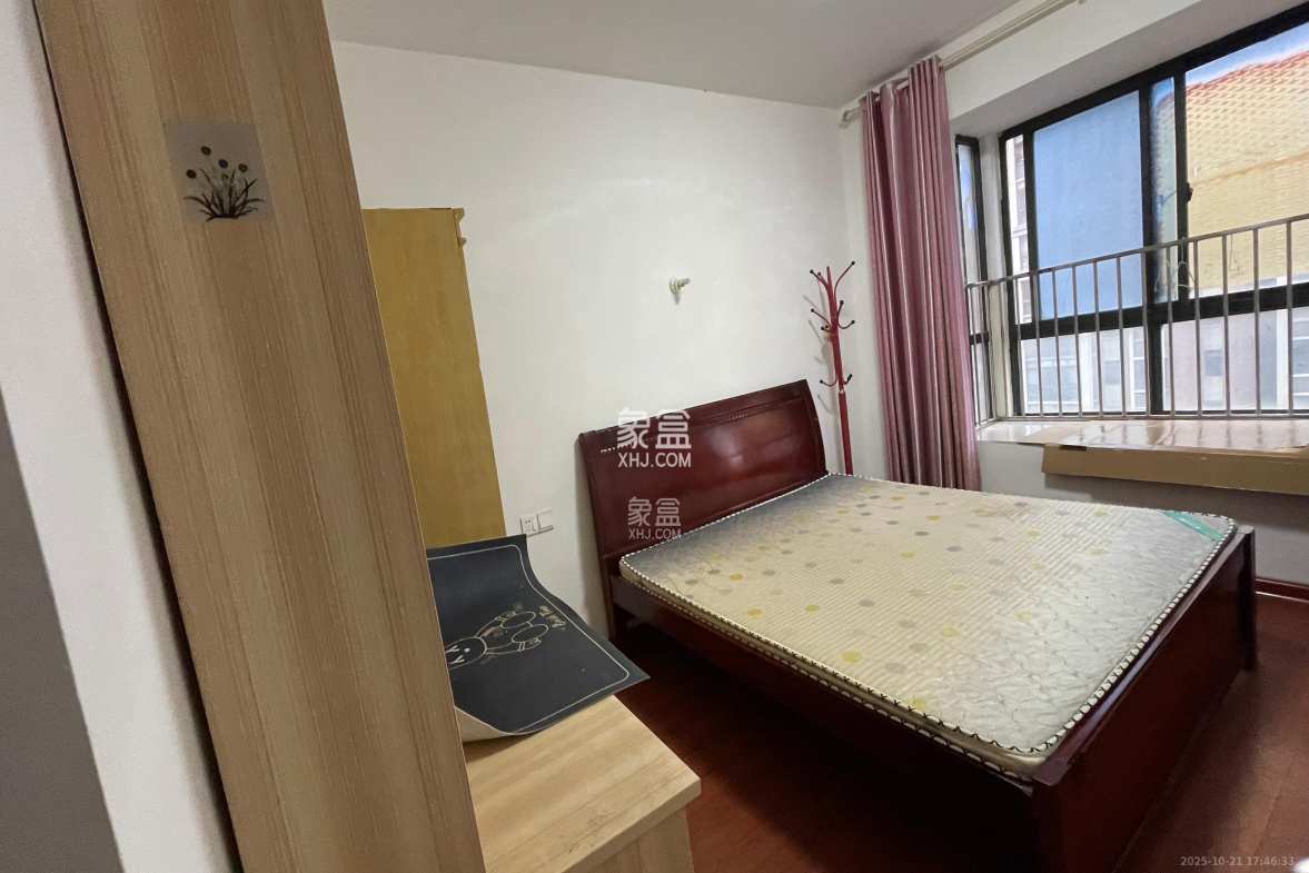 海拔东方 3室2厅1卫 2080.0元/月 海拔东方 3室2厅1卫 2080.0元/月室内图