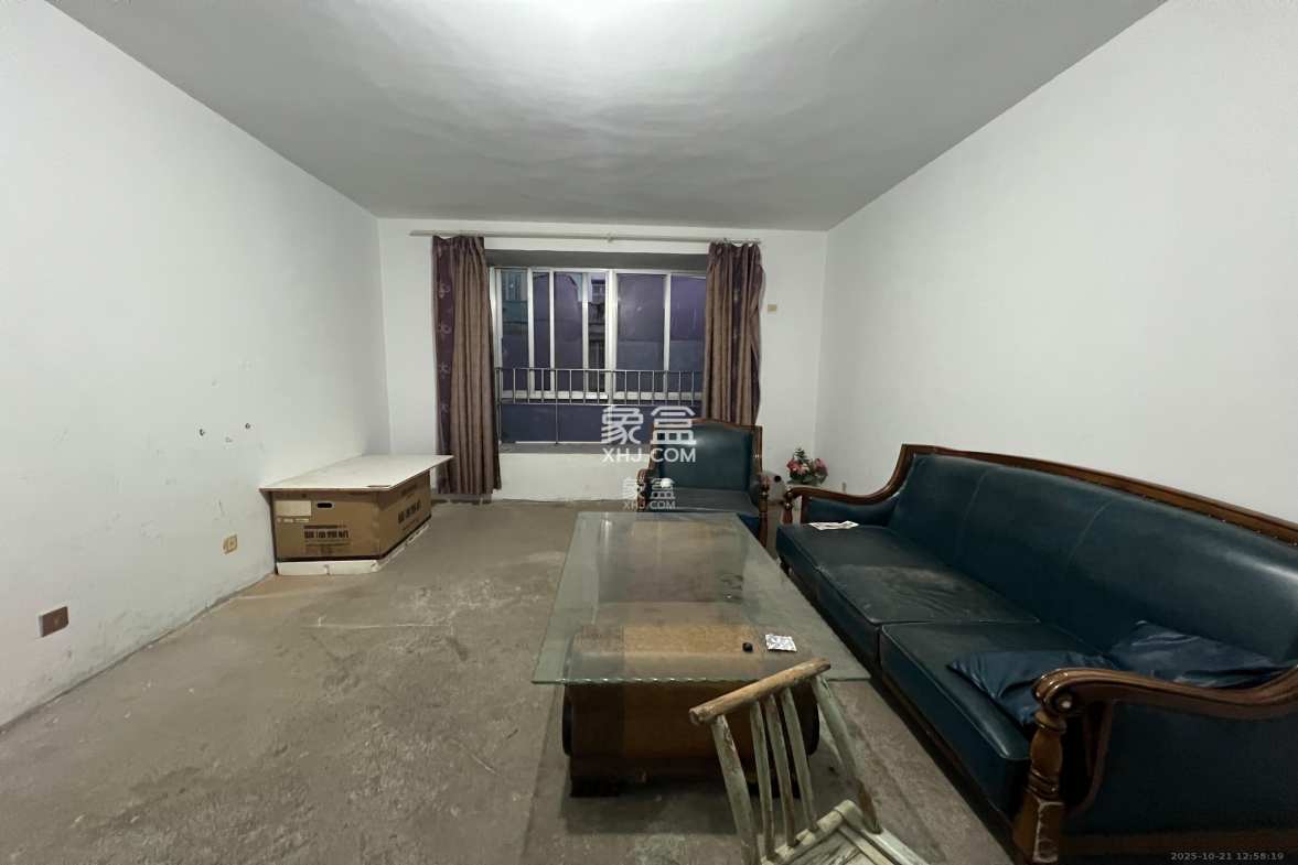 龙福小区  2室1厅1卫    1000.0元/月 龙福小区  2室1厅1卫    1000.0元/月室内图