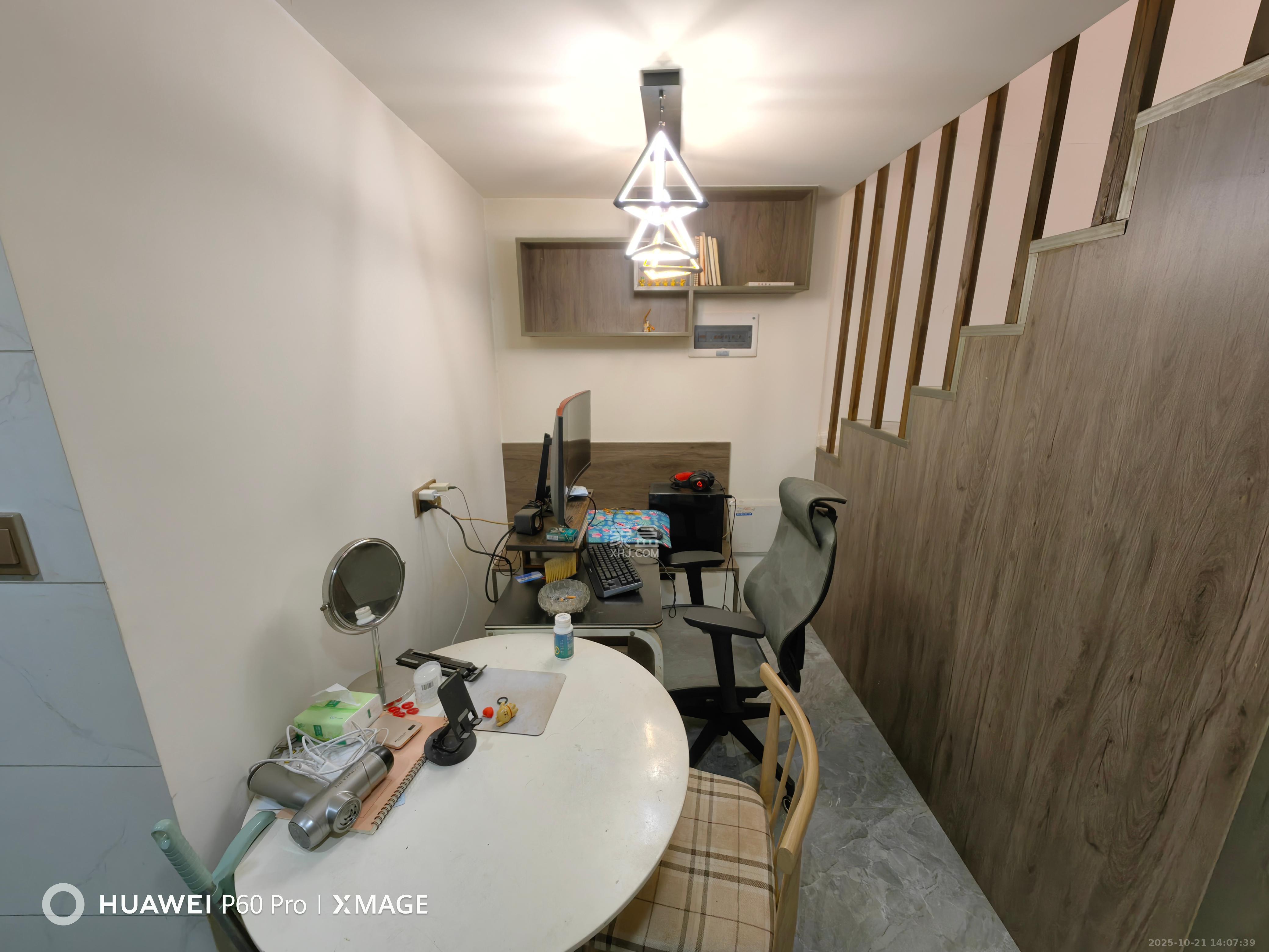 嘉宇银杉(嘉宇西苑) 1室1厅1卫 1800.0元/月 嘉宇银杉(嘉宇西苑) 1室1厅1卫 1800.0元/月室内图