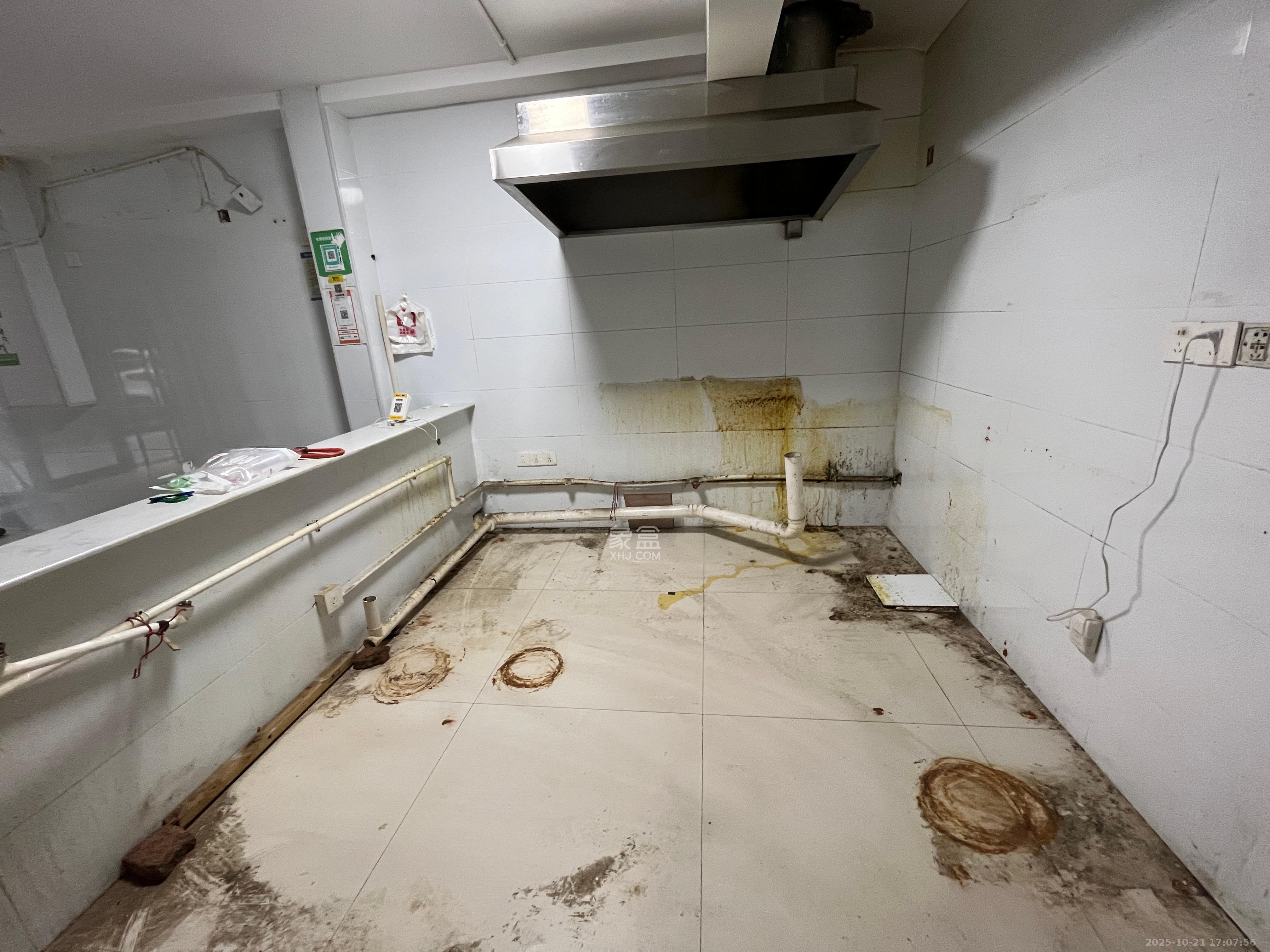 蓝山郡   87.0㎡      4500.0元/月室内图