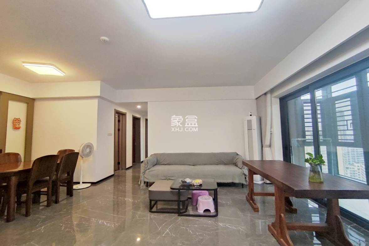 中海汇德里 3室2厅2卫 5100.0元/月 中海汇德里 3室2厅2卫 5100.0元/月室内图