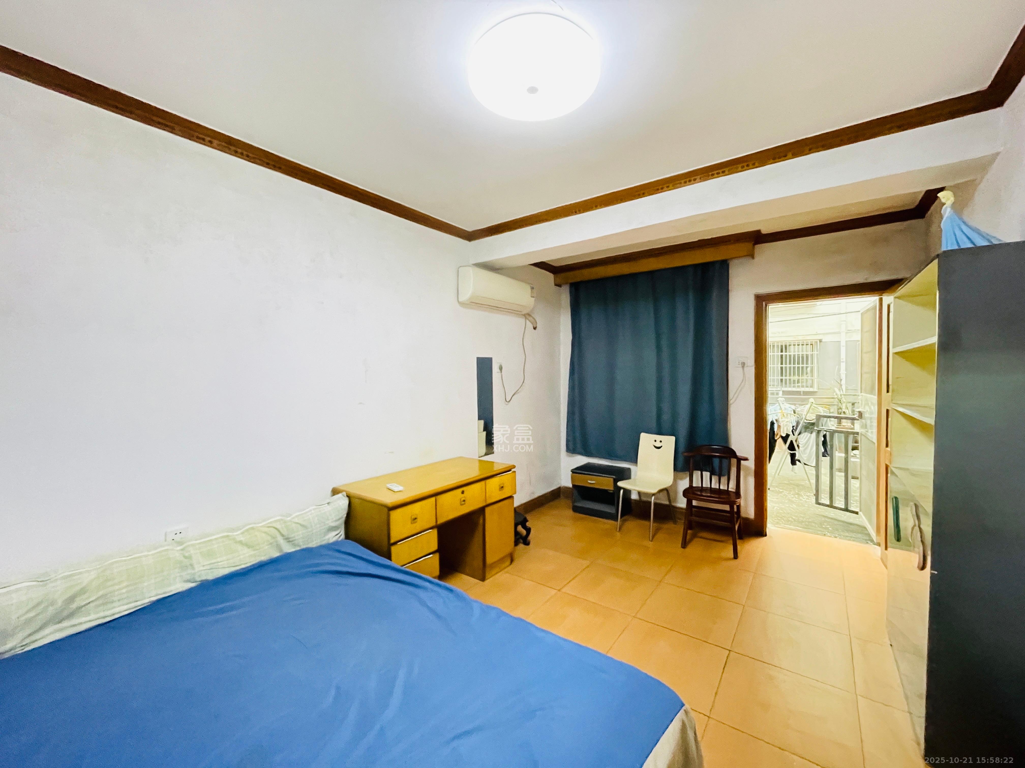 复兴街（陈家巷）散盘  1室1厅1卫    1100.0元/月室内图