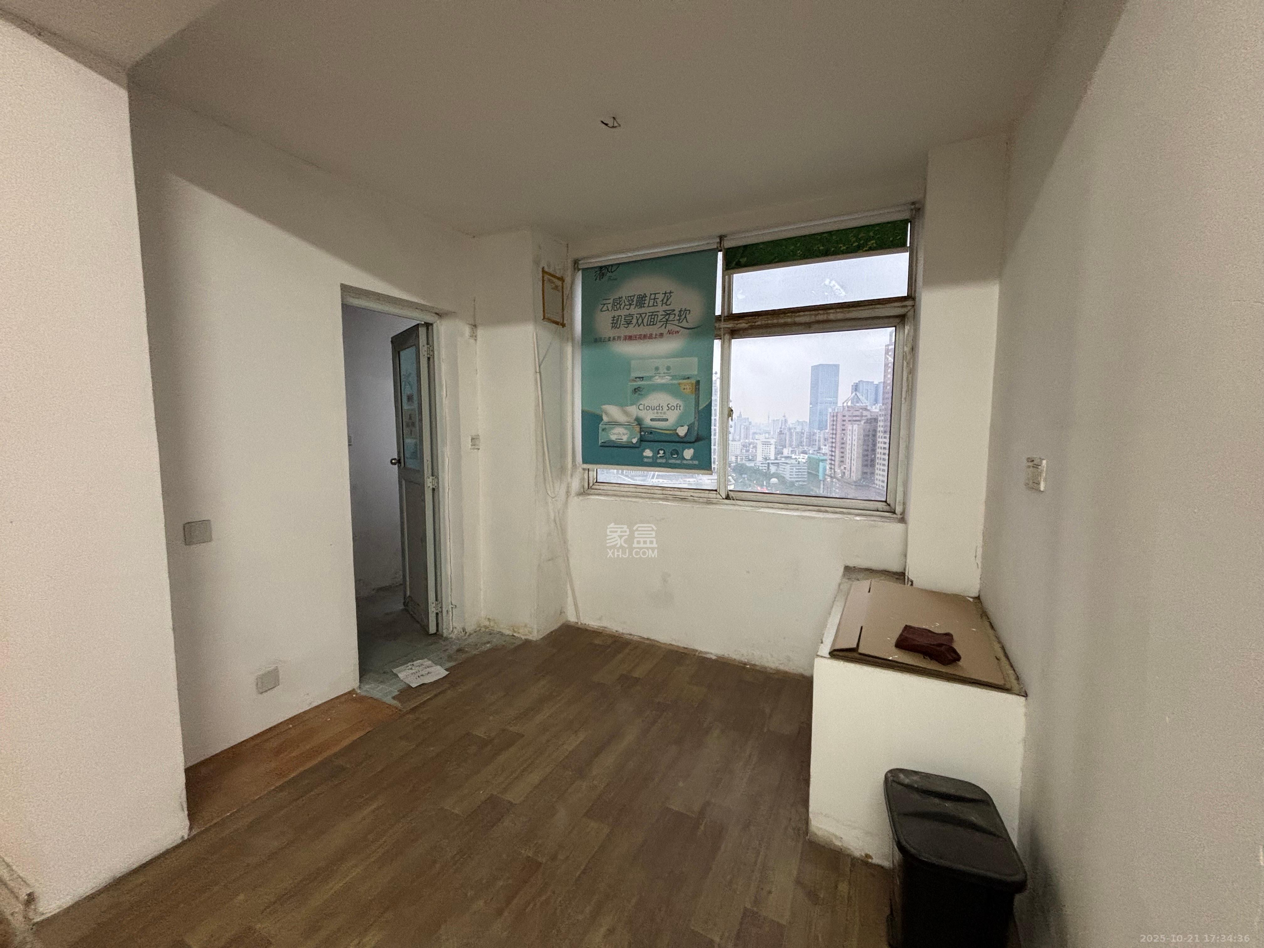 新世纪花苑  4室2厅2卫    4600.0元/月 新世纪花苑  4室2厅2卫    4600.0元/月室内图