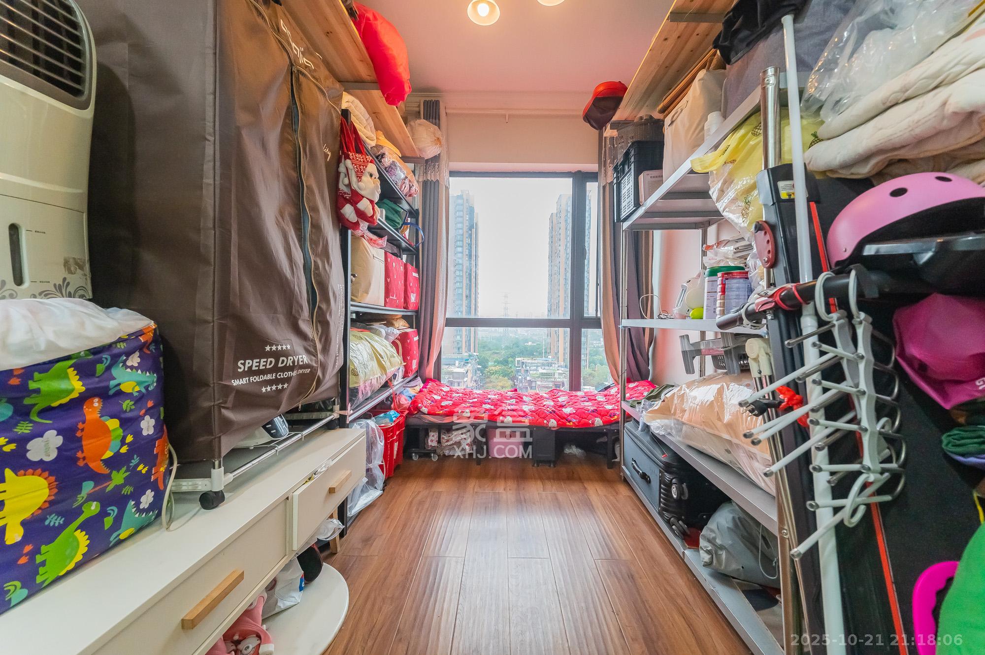 海伦春天  4室2厅2卫    98.0万卧室