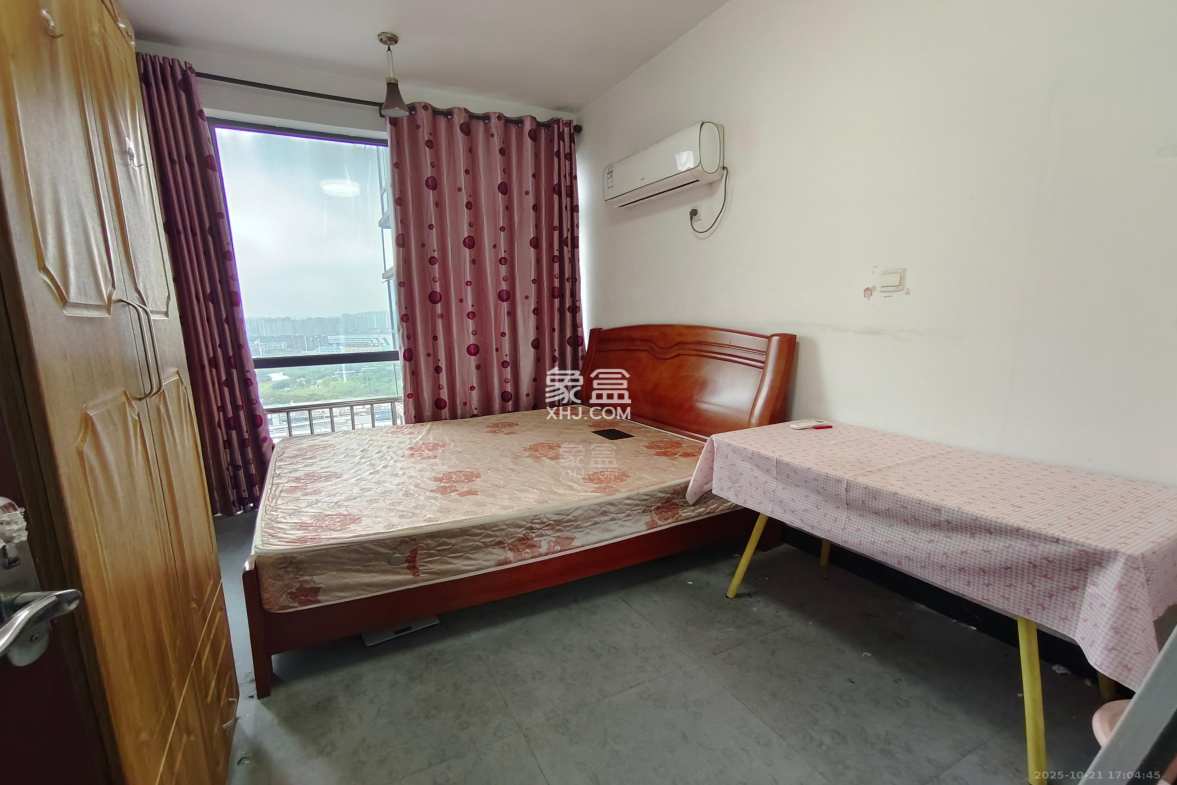 流金岁月-华晨国际 3室2厅1卫 1700.0元/月 流金岁月-华晨国际 3室2厅1卫 1700.0元/月室内图