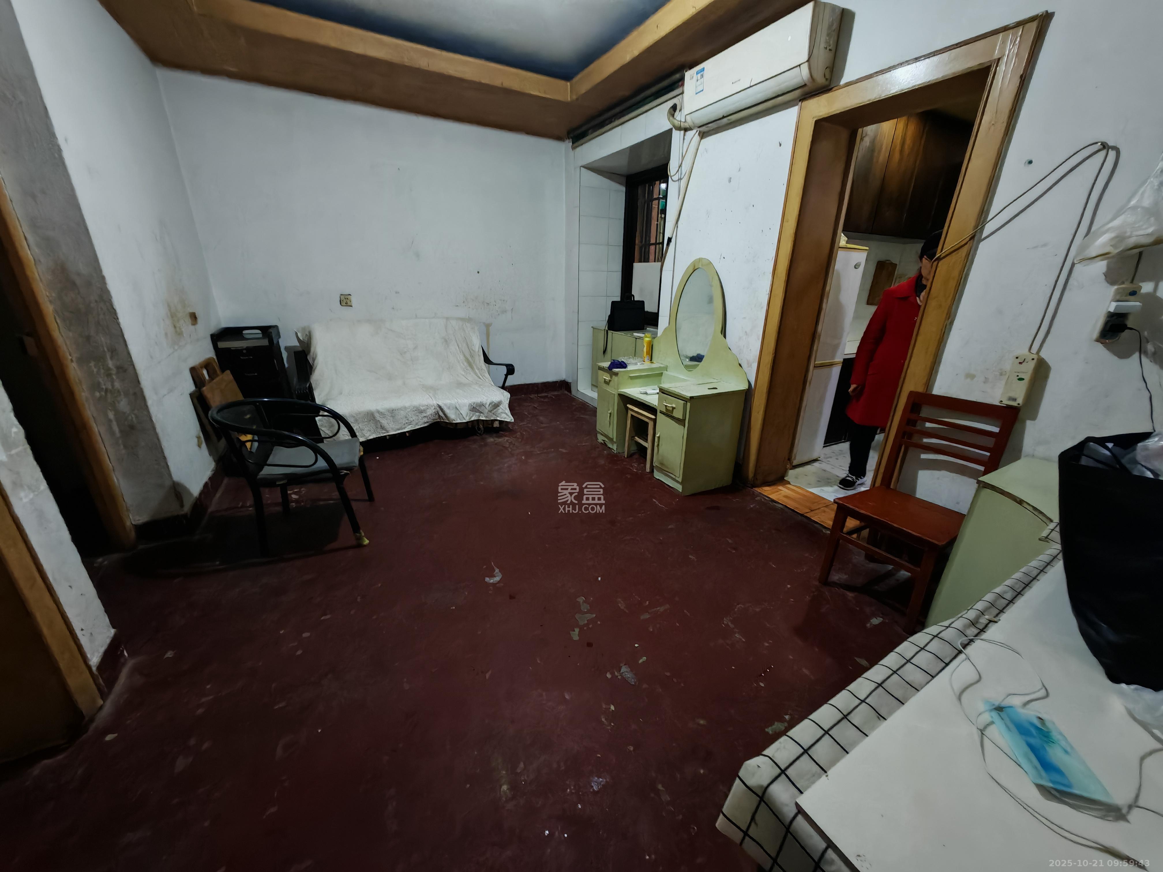 王公塘社区  2室1厅1卫    1400.0元/月室内图