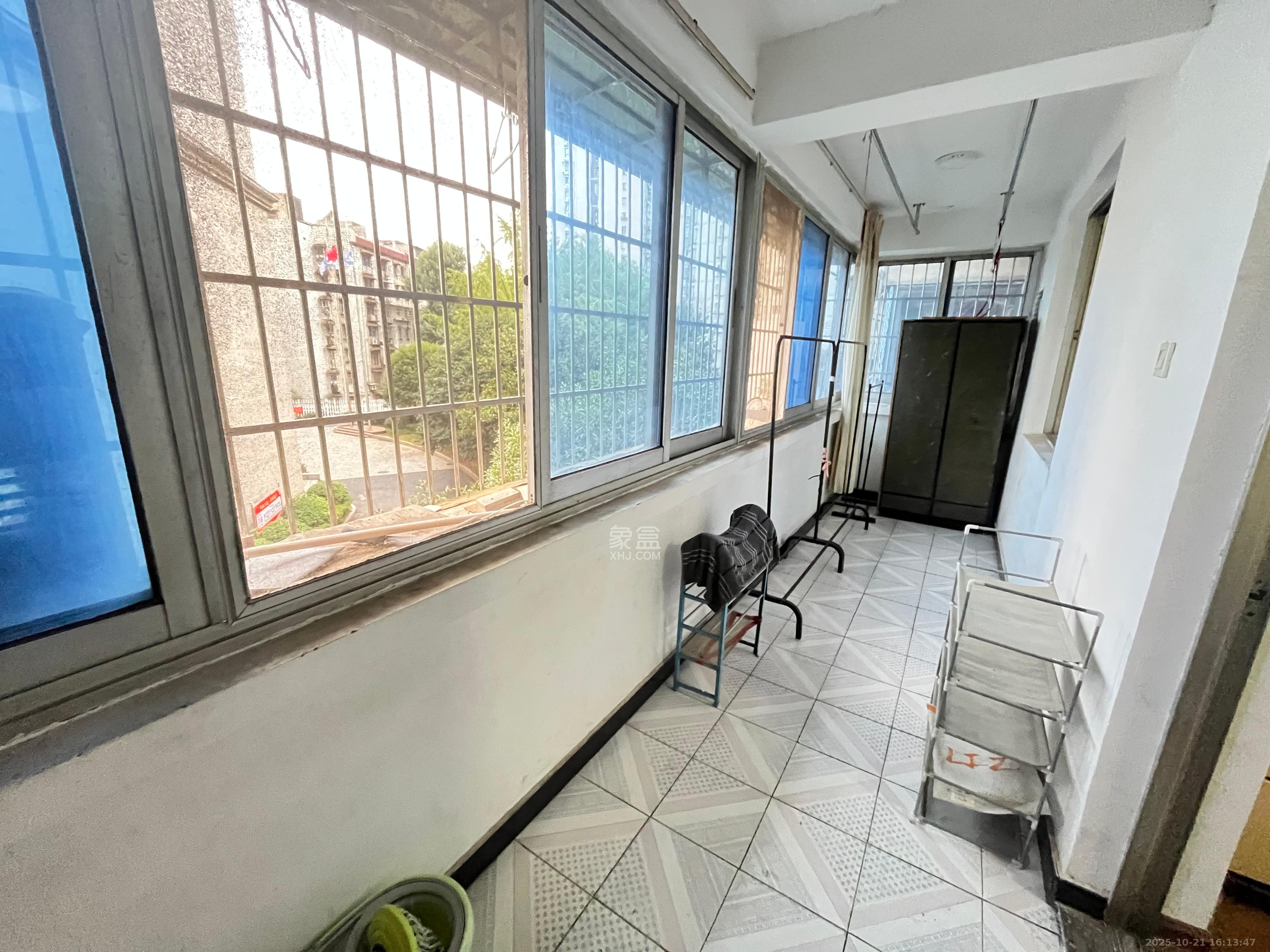 凯华大厦  2室1厅1卫    1600.0元/月室内图