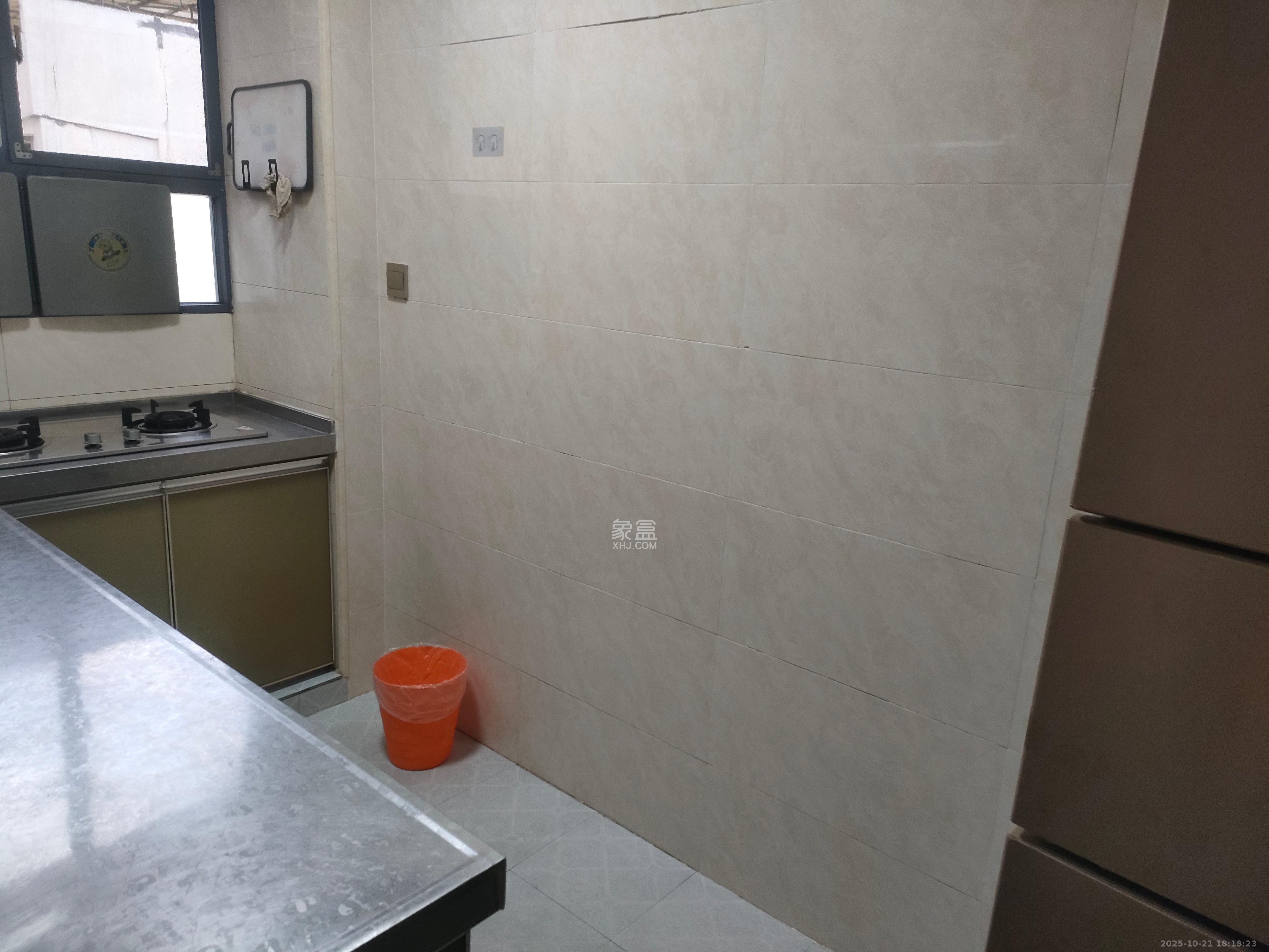 桂花二村  2室1厅1卫    1600.0元/月室内图