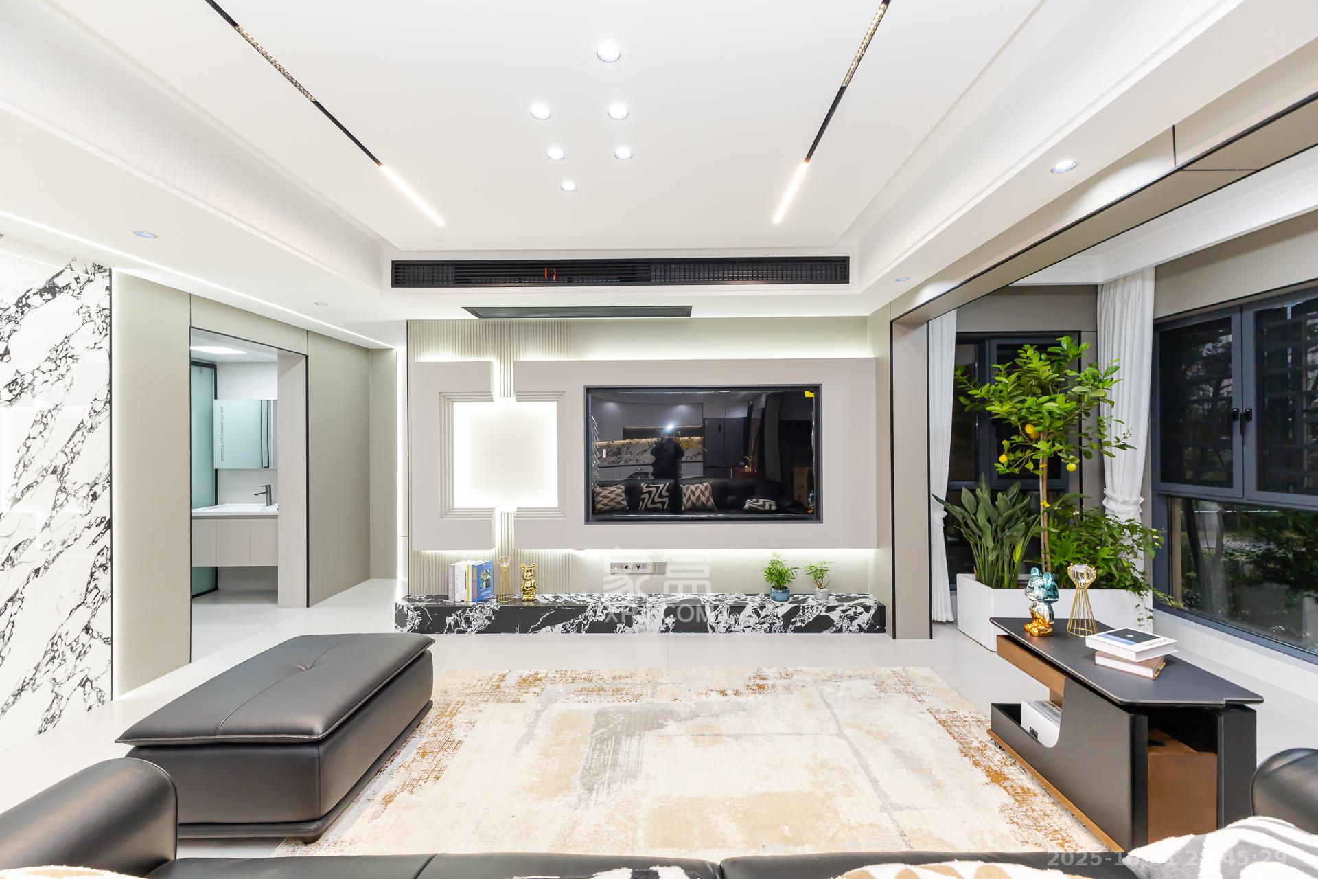 金湘苑(星澜之悦) 4室2厅2卫 98.0万 金湘苑(星澜之悦) 4室2厅2卫 98.0万客厅